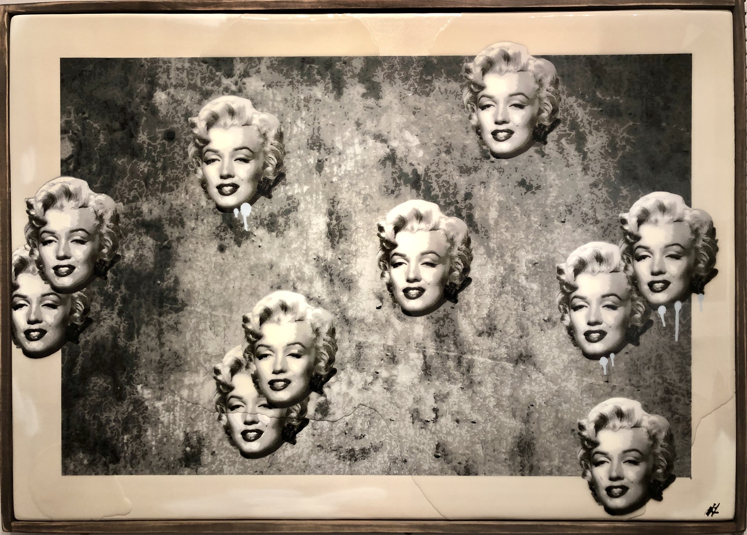 Marilyn Concrete 38x50