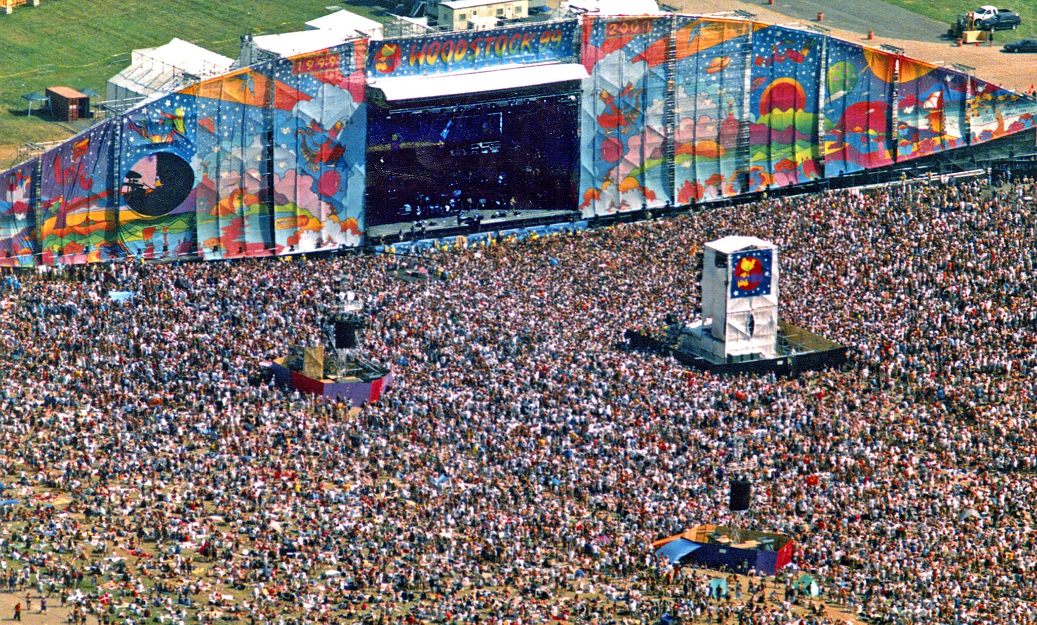 Crowd at Woodstock