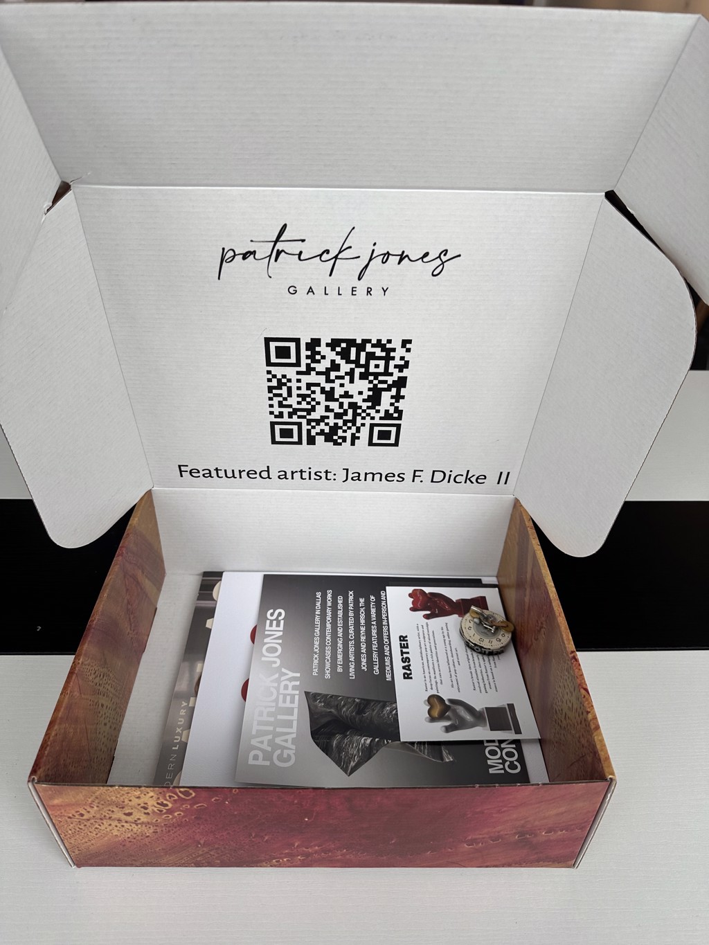 ART CURATOR - SPRING 2025 Box by Varies Quarterly