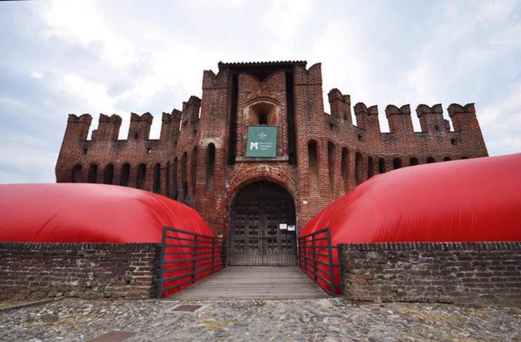 RED - Emotional  Space by Stefano Ogliari Badessi