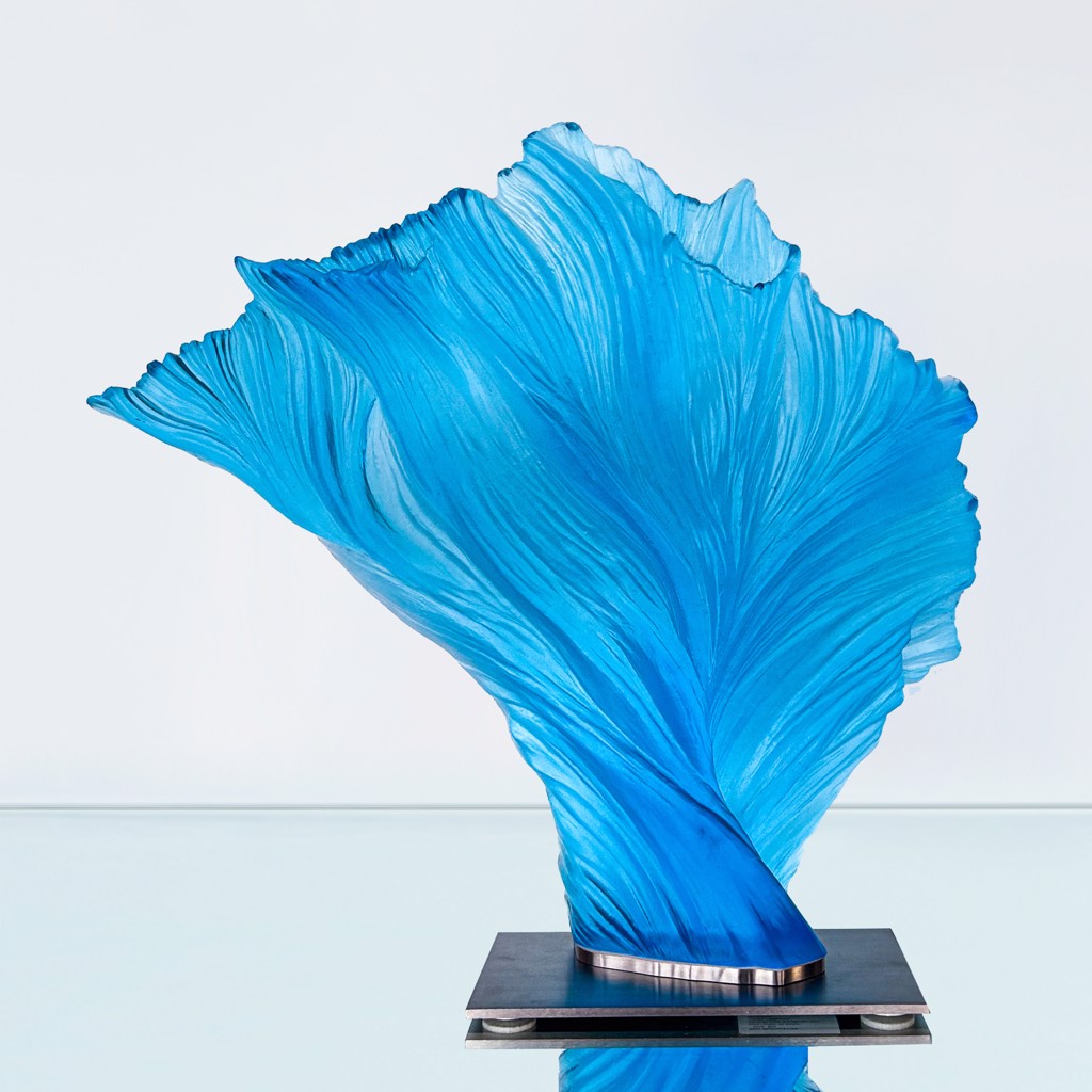 Move - Blue by Ela Smrček