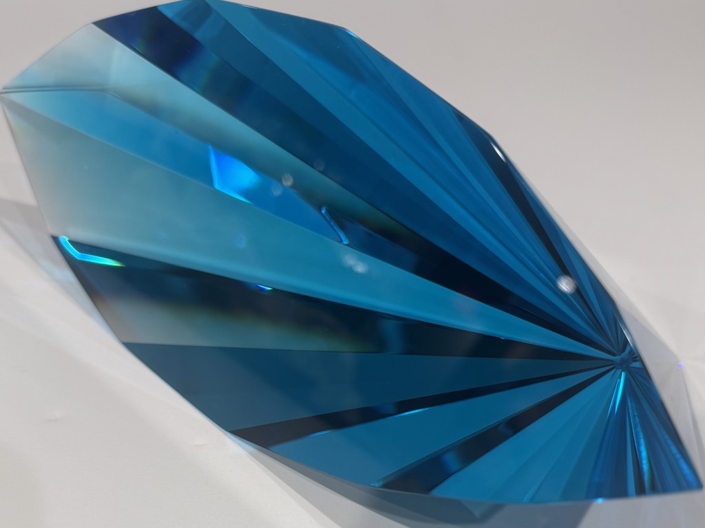 Small Seed faceted (turquoise)   (*P) by Tomas Brzon