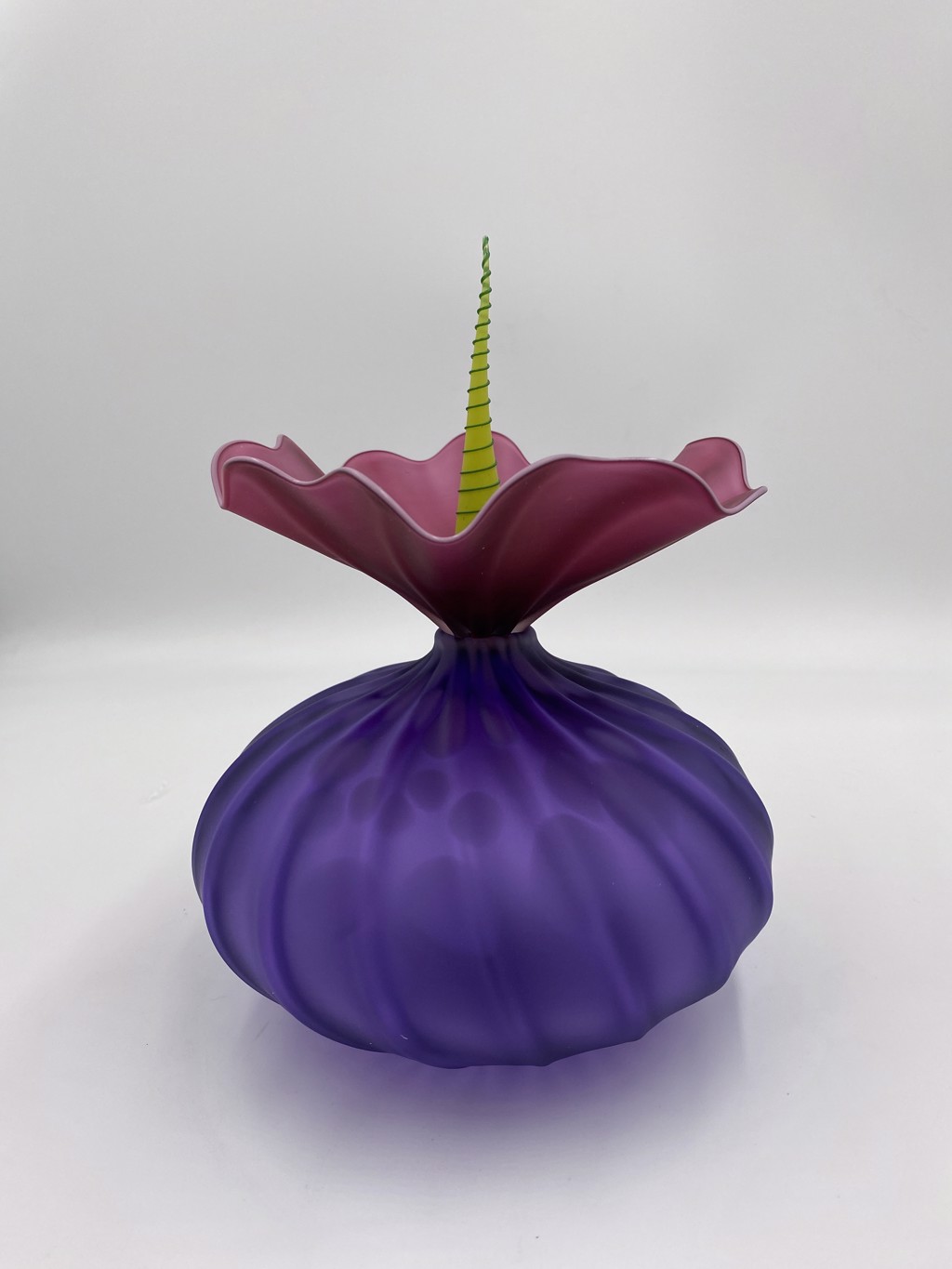 Bobtanical Spotted Urchin - Amethyst/Fuchsia by Kliszewski Glass