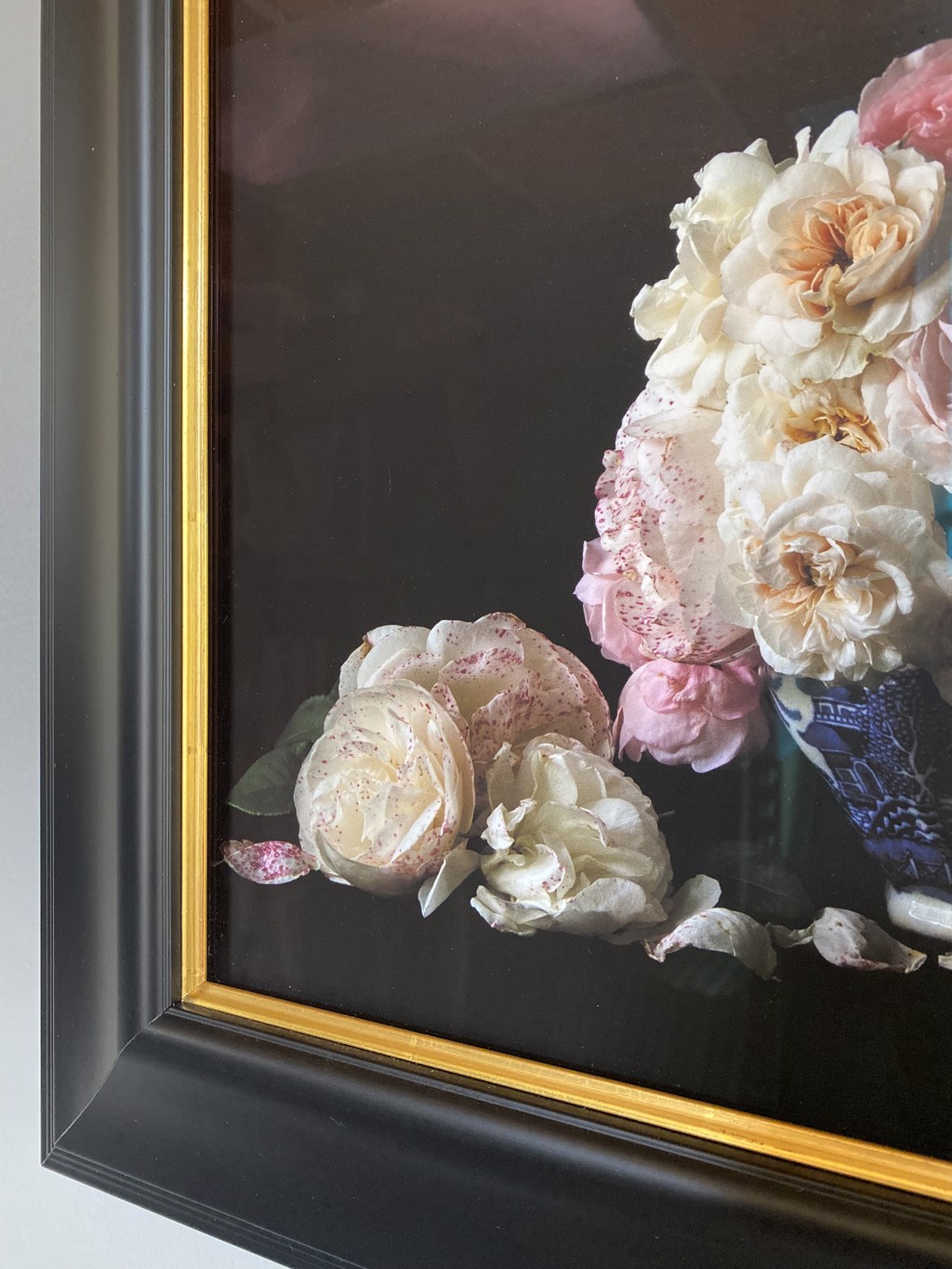 Vanitas_nailページ Neal Auch— Vanitas with Crucifix and Candle