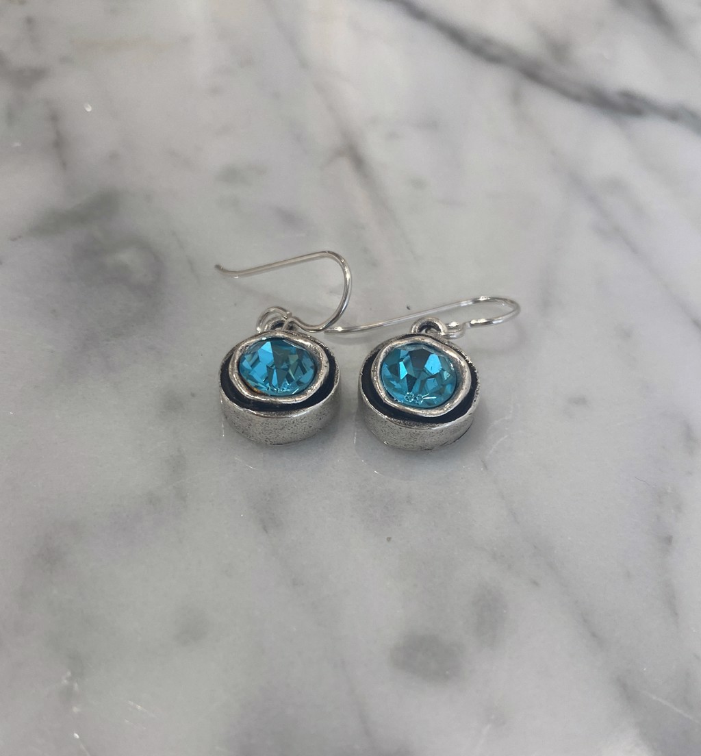Lt Turquoise Illumine by Patricia Locke