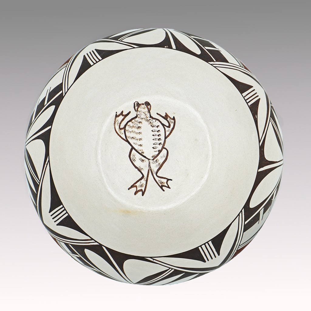 Small mouth Polychrome Pottery by Joy Navasie (Frog Woman