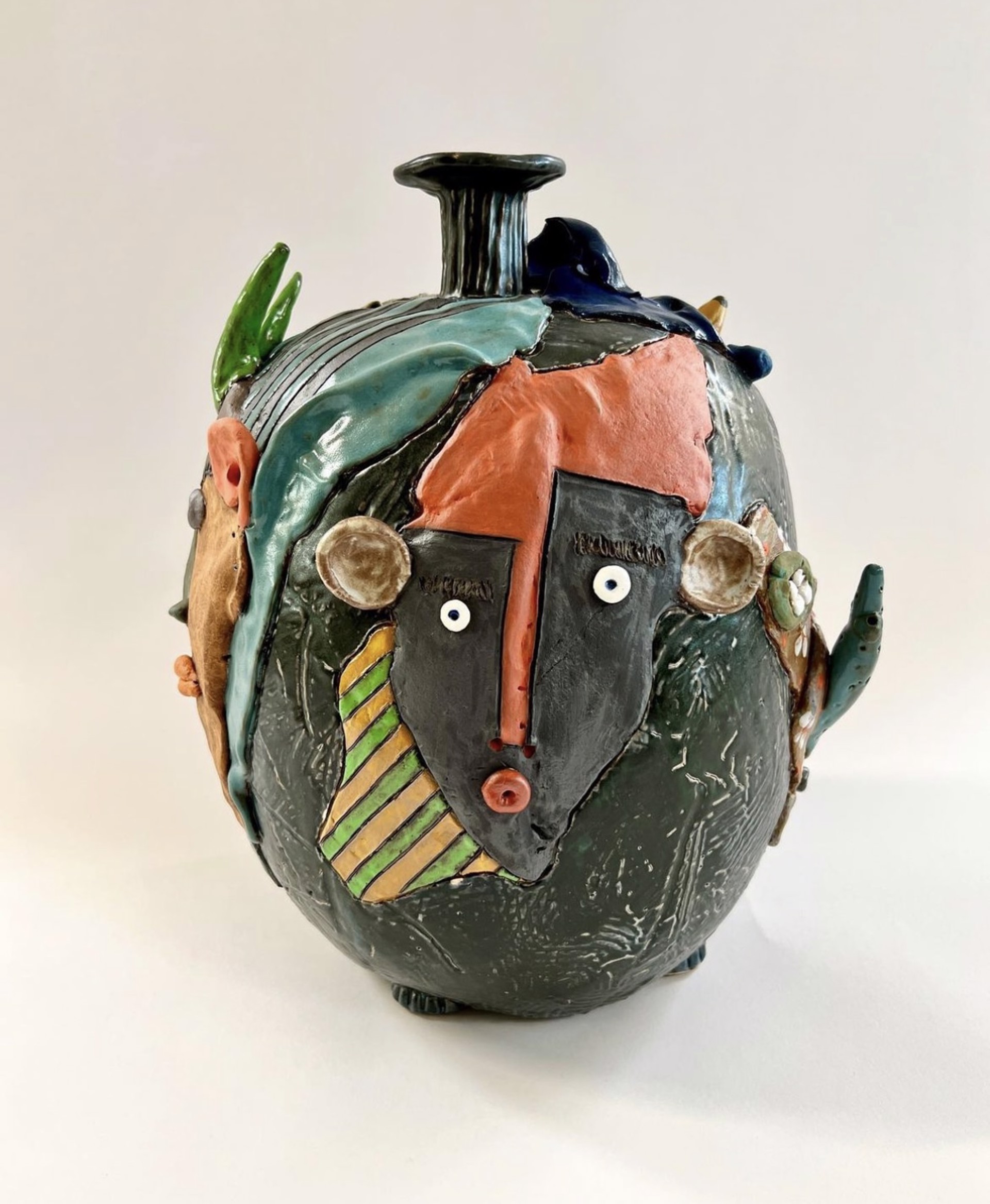 Vase with Faces Black by Curtis Hoard