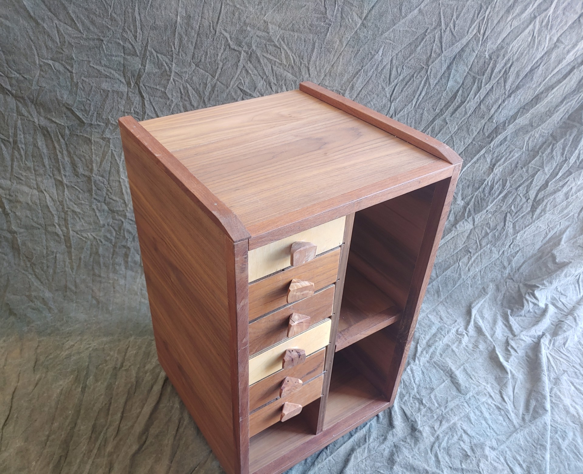 Shelves with Small Drawers - Furniture by David Amdur