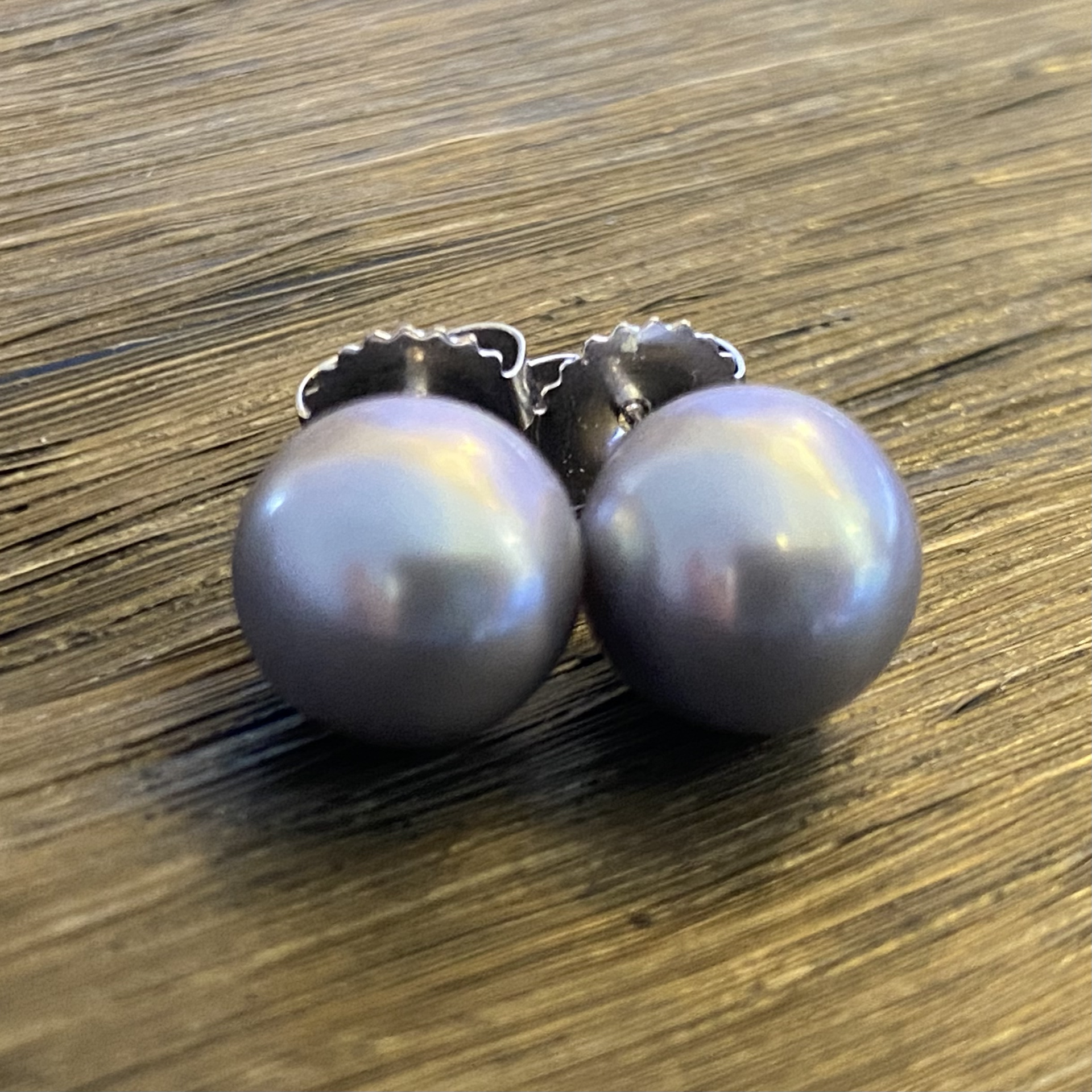 Grey Pearl Earrings by Sidney Soriano