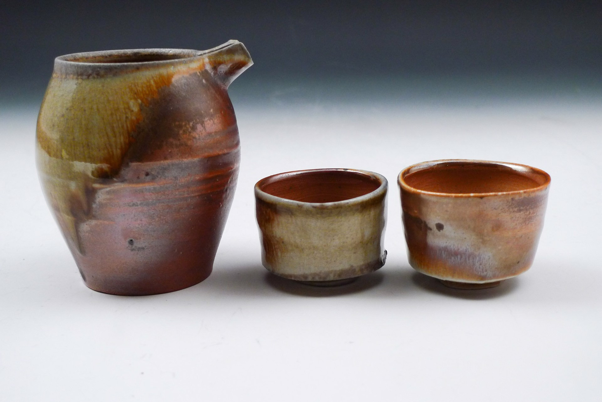 Pouring Vessel with Cups by Shumpei Yamaki