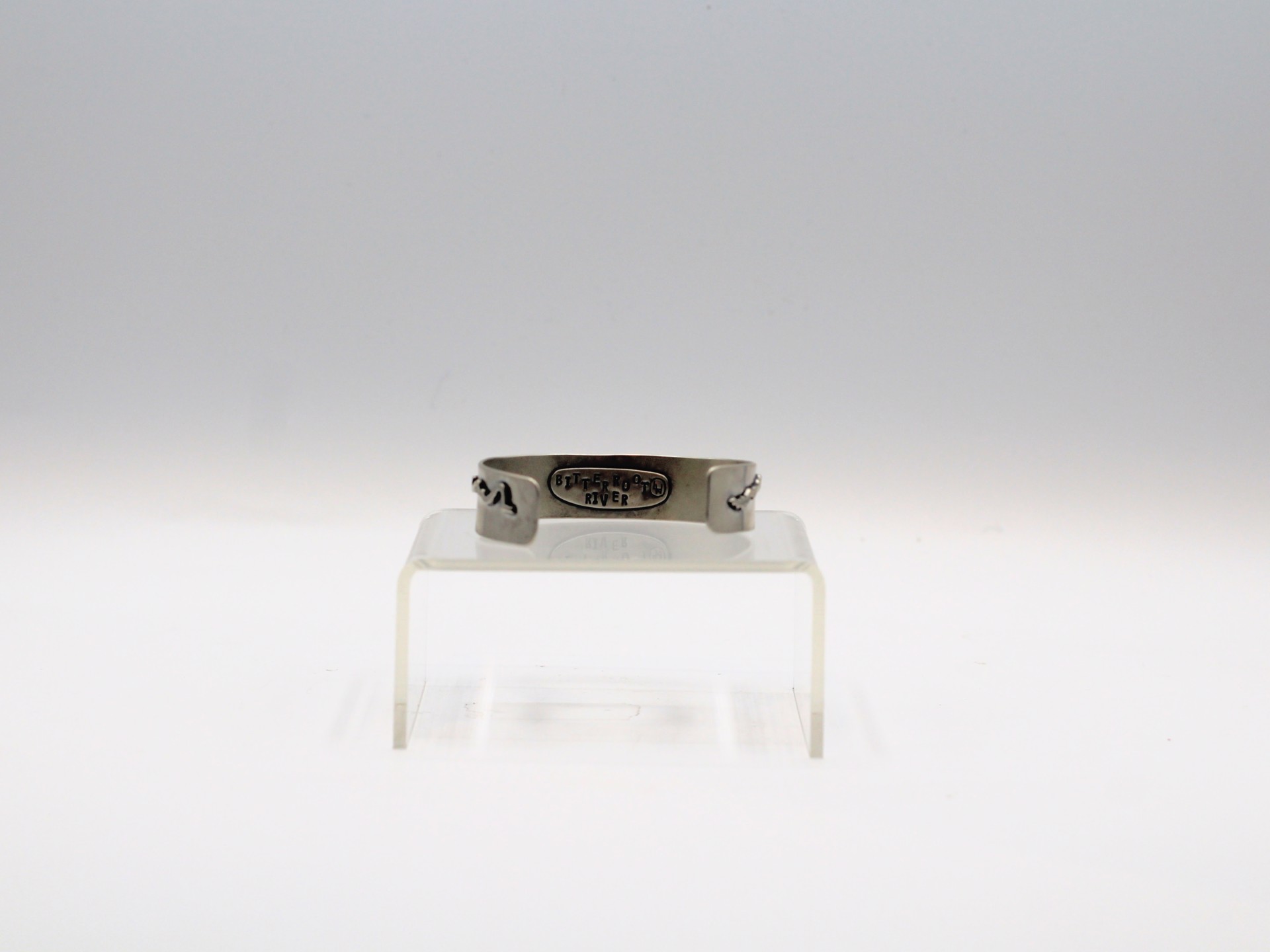 Bitterroot Outline Cuff (Sterling Silver) by Emily Dubrawski