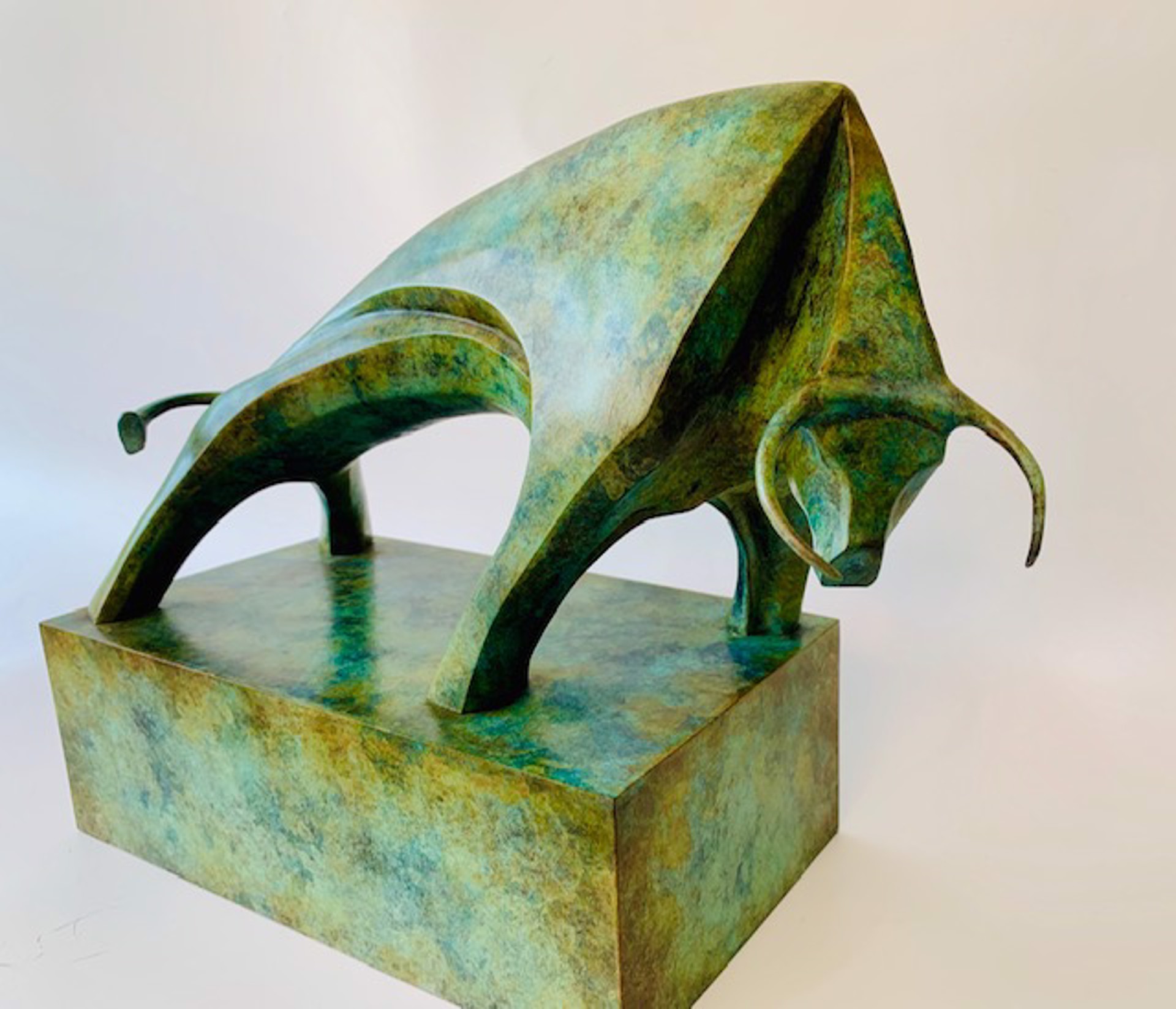 Le Taureau - bronze bull sculpture