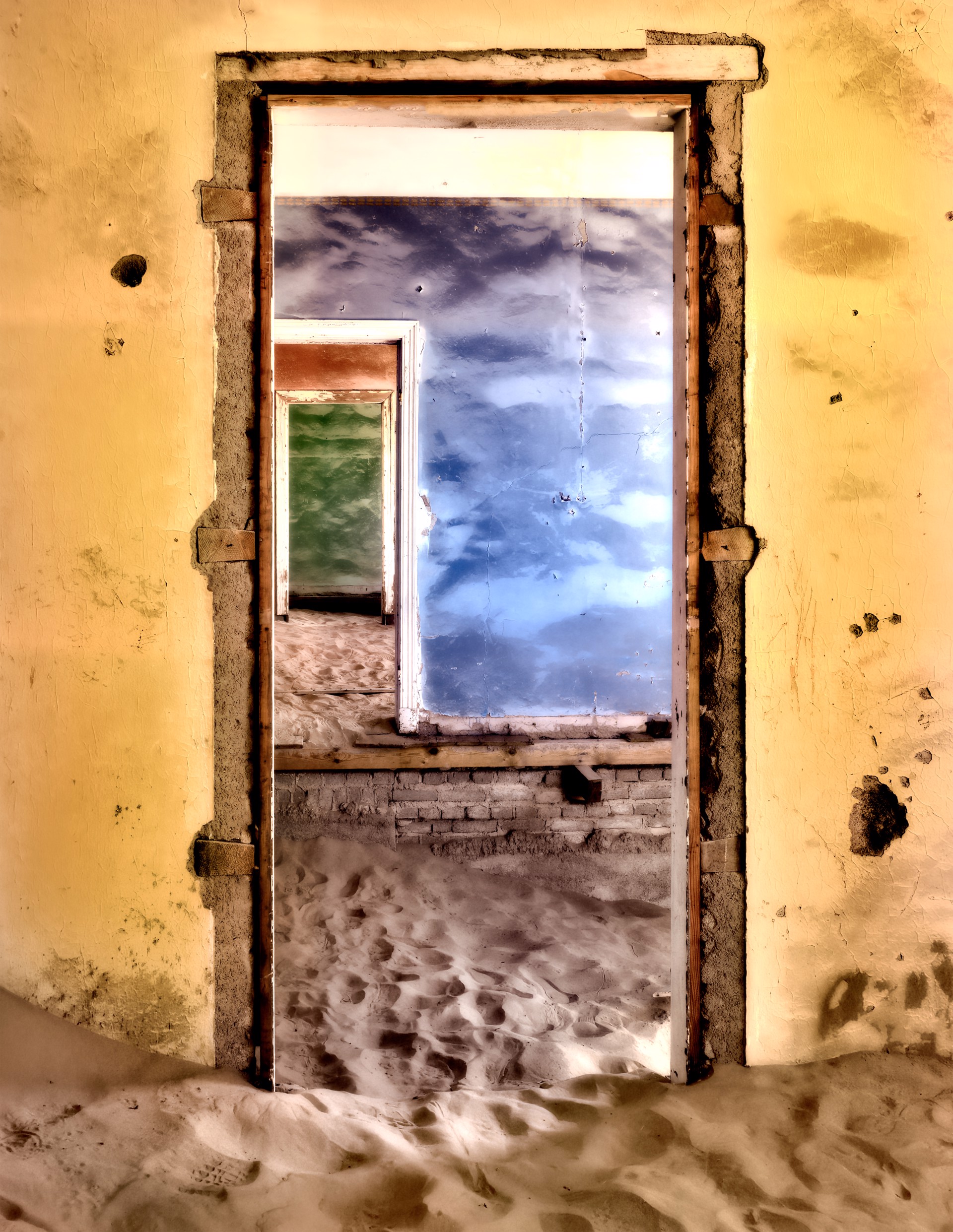 Hall of Sand (Impressions) by Arnold Abelman