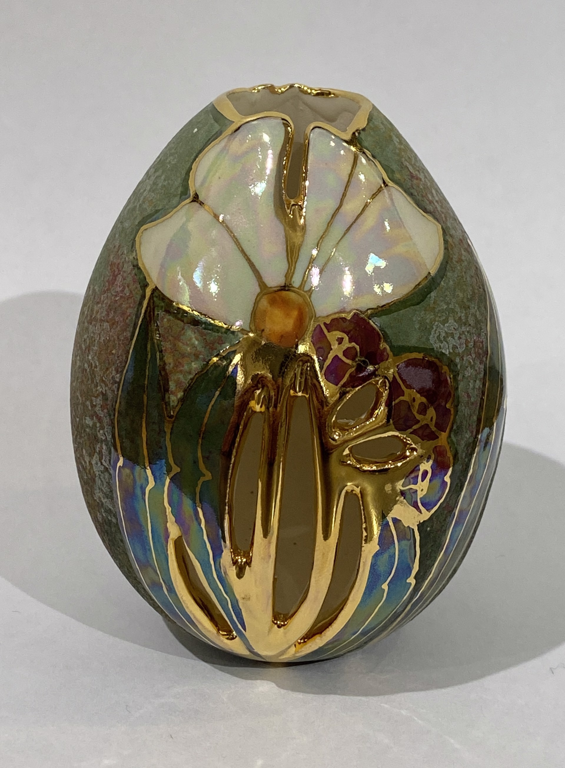 Decorative Egg Green by Jan Phelan