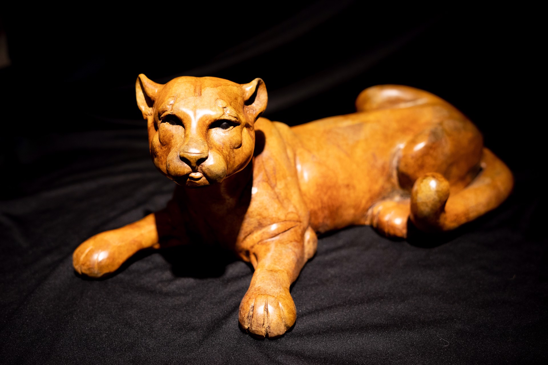 Puma by Robert A. Larum (sculptor)