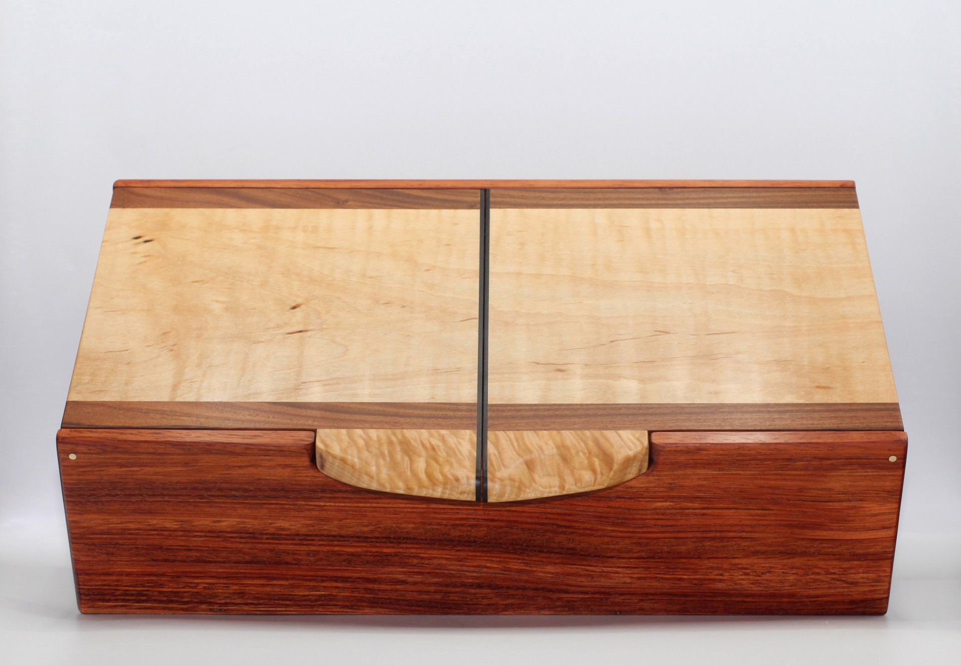 Wing Lid with Tray Jewelry Box by Doug Thoeny