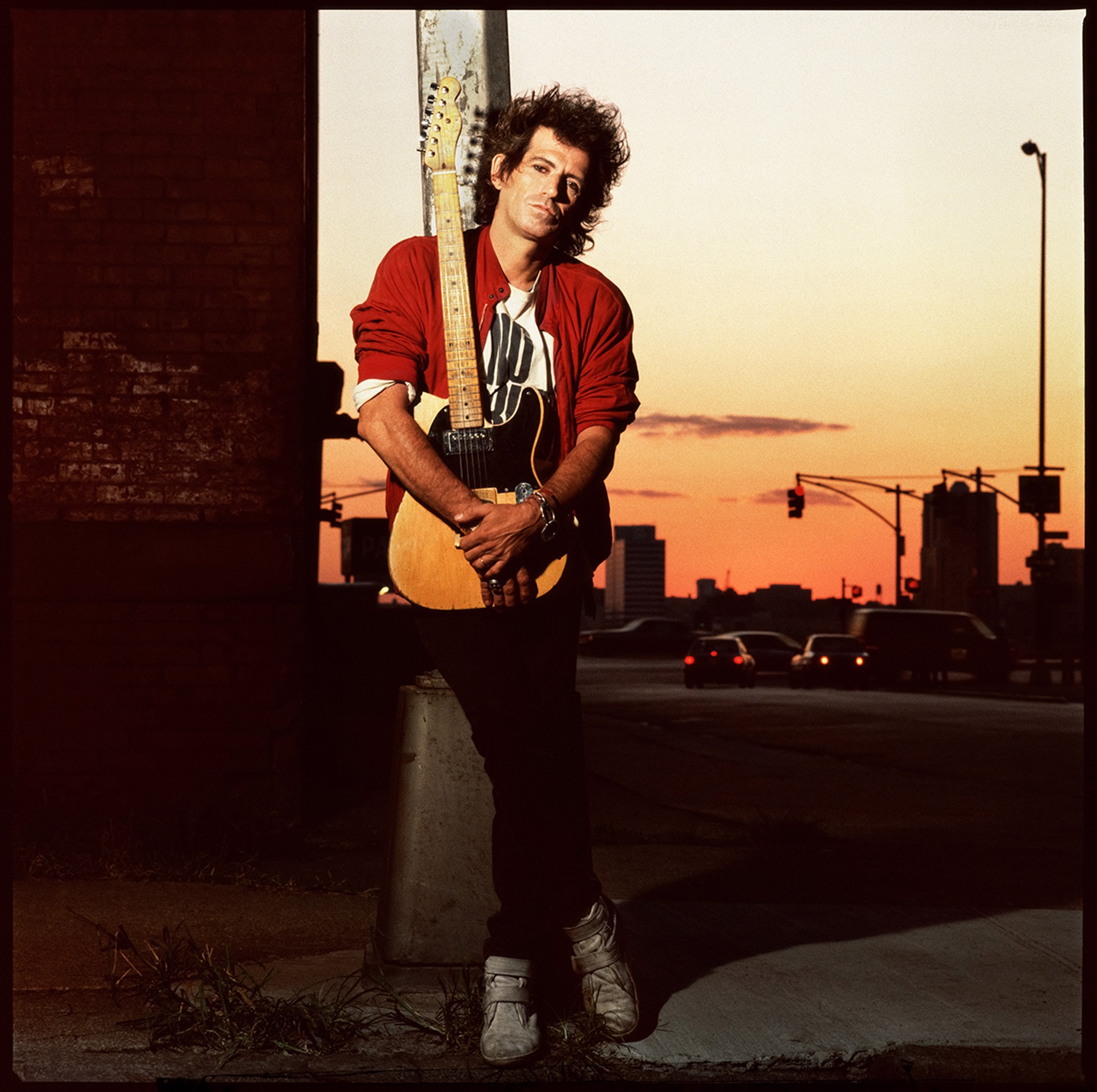 88146 Keith Richards Holding Guitar With Tilted Head Color by Timothy White