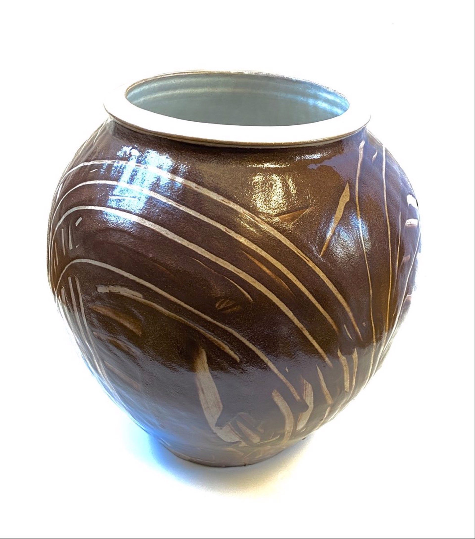 Stoneware Onggi Jar with Laterite Slip by Mitch Yung
