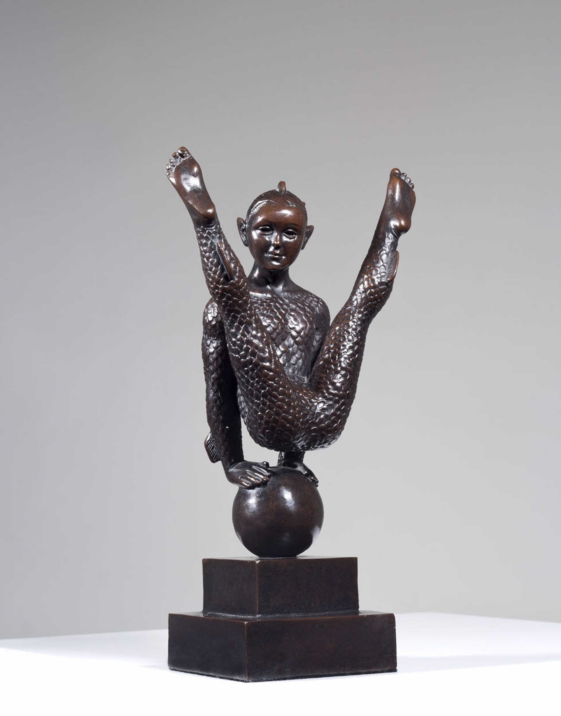 Equilibrist Child - Position 190 by Sergio Bustamante (sculptor)