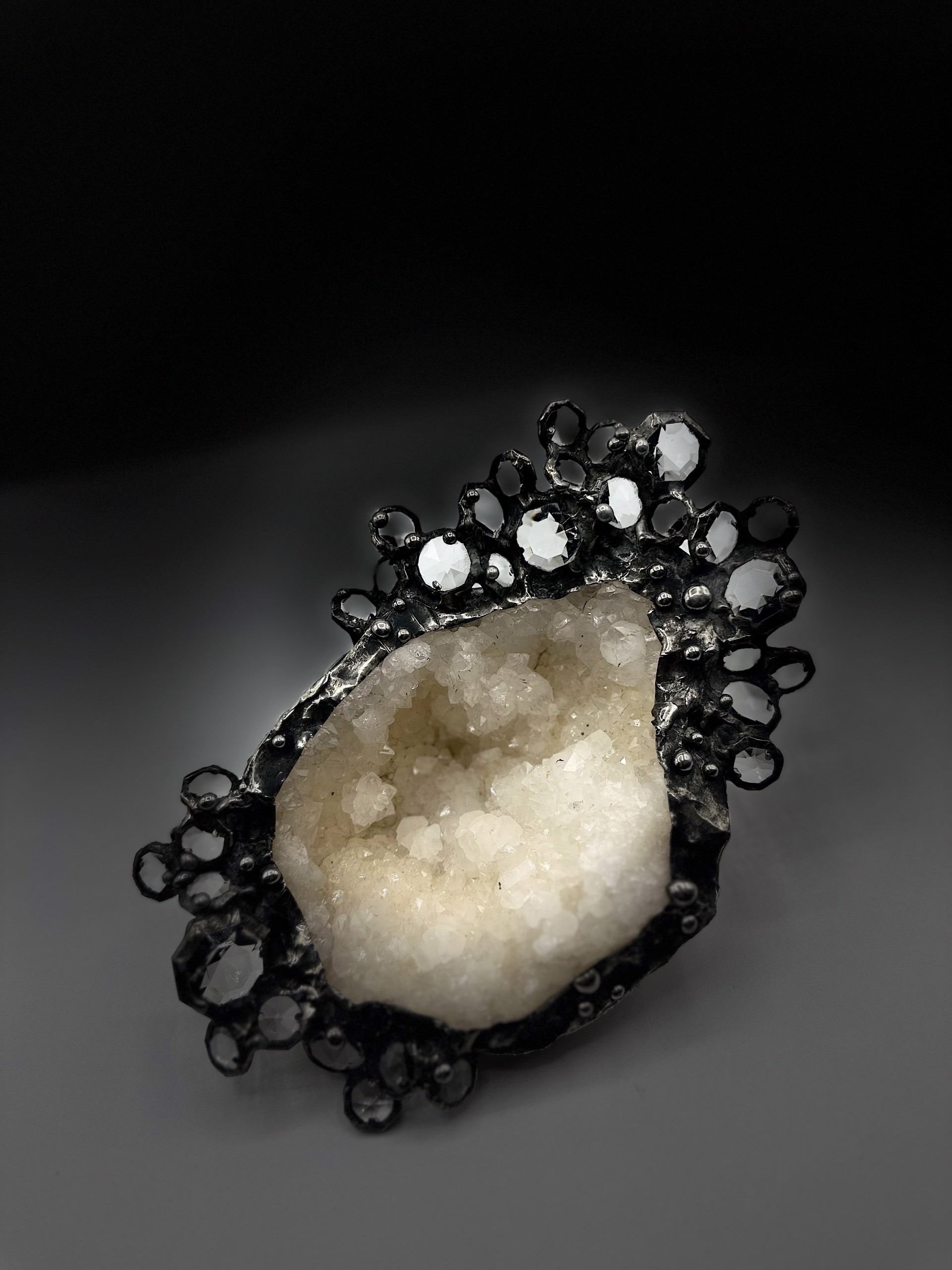 Quartz Geode with flare, small by Trinka 5