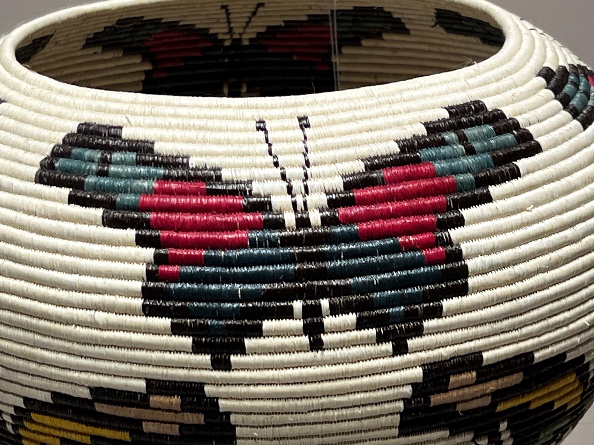 381 Butterfly Basket by Wounaan & Embera Panama Rainforest Baskets Wounaan