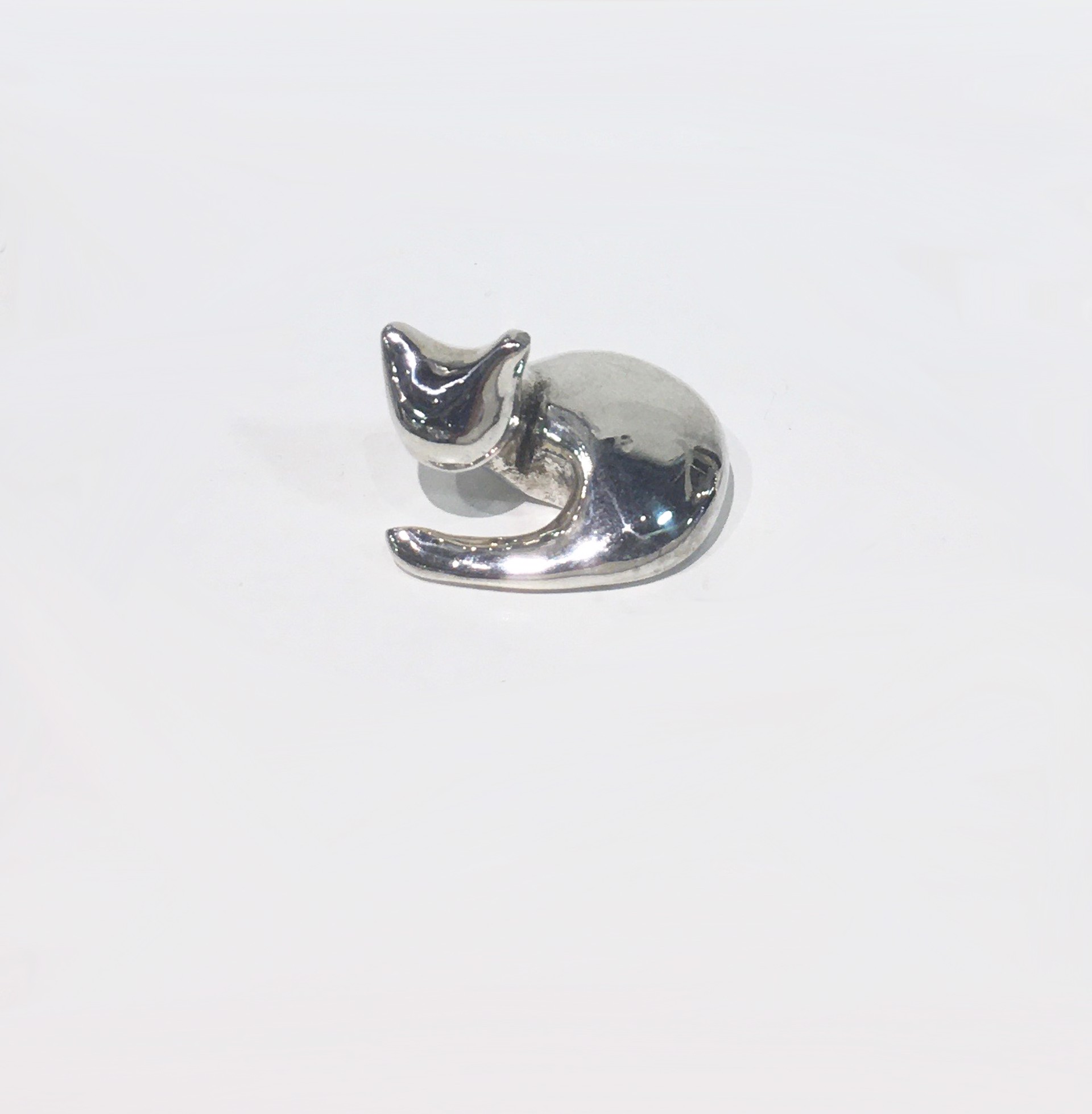 Silver Plated Curled Up Cat by YENNY COCQ