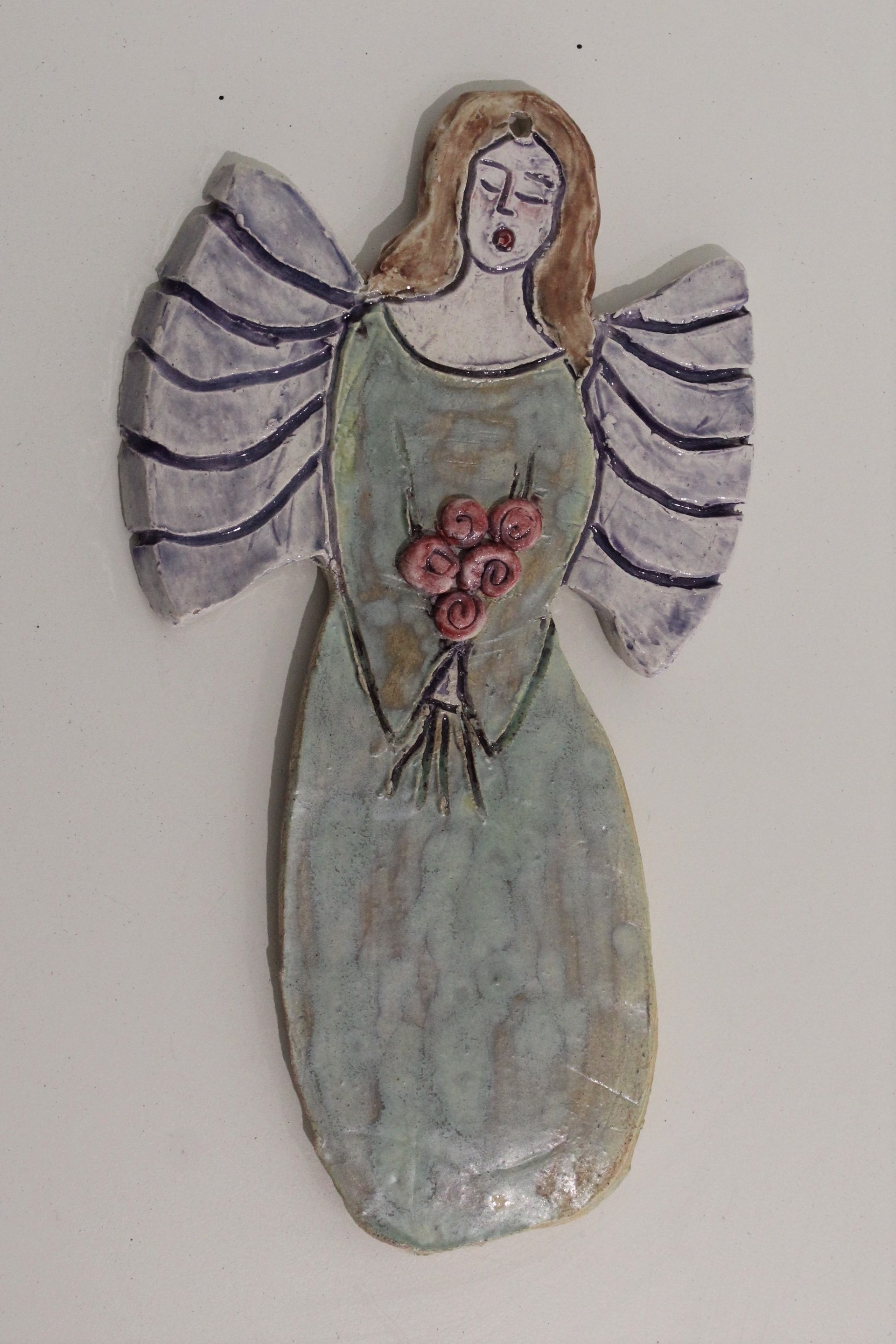Green Angel with Red Roses (NB638) by Nini Bodenheimer