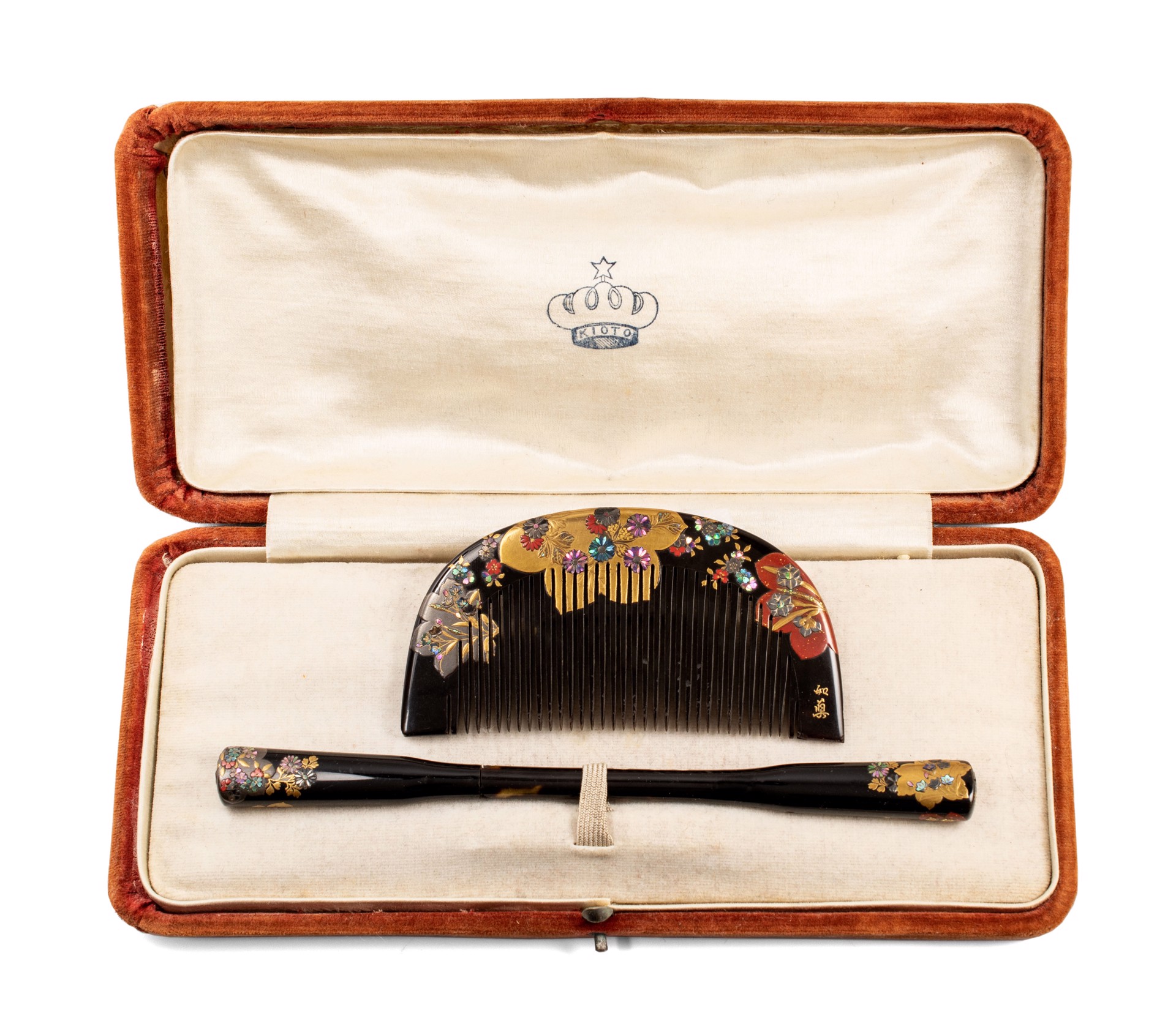 Vintage set of Comb and hairstick (the hairstick is called "kogai" in Japanese) by Kimono Accessories