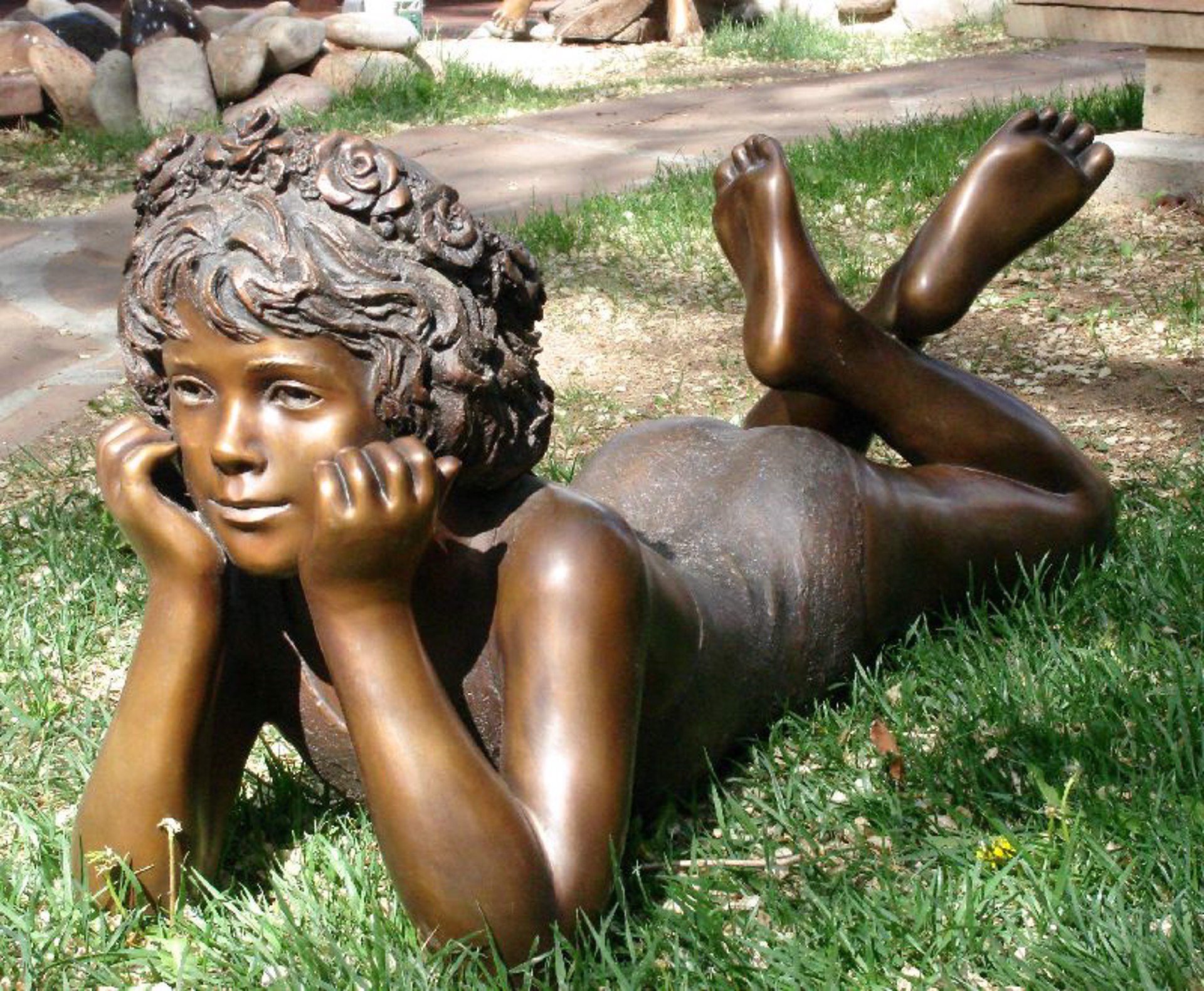 Beauty and the Beach by L'Deane Trueblood (sculptor)