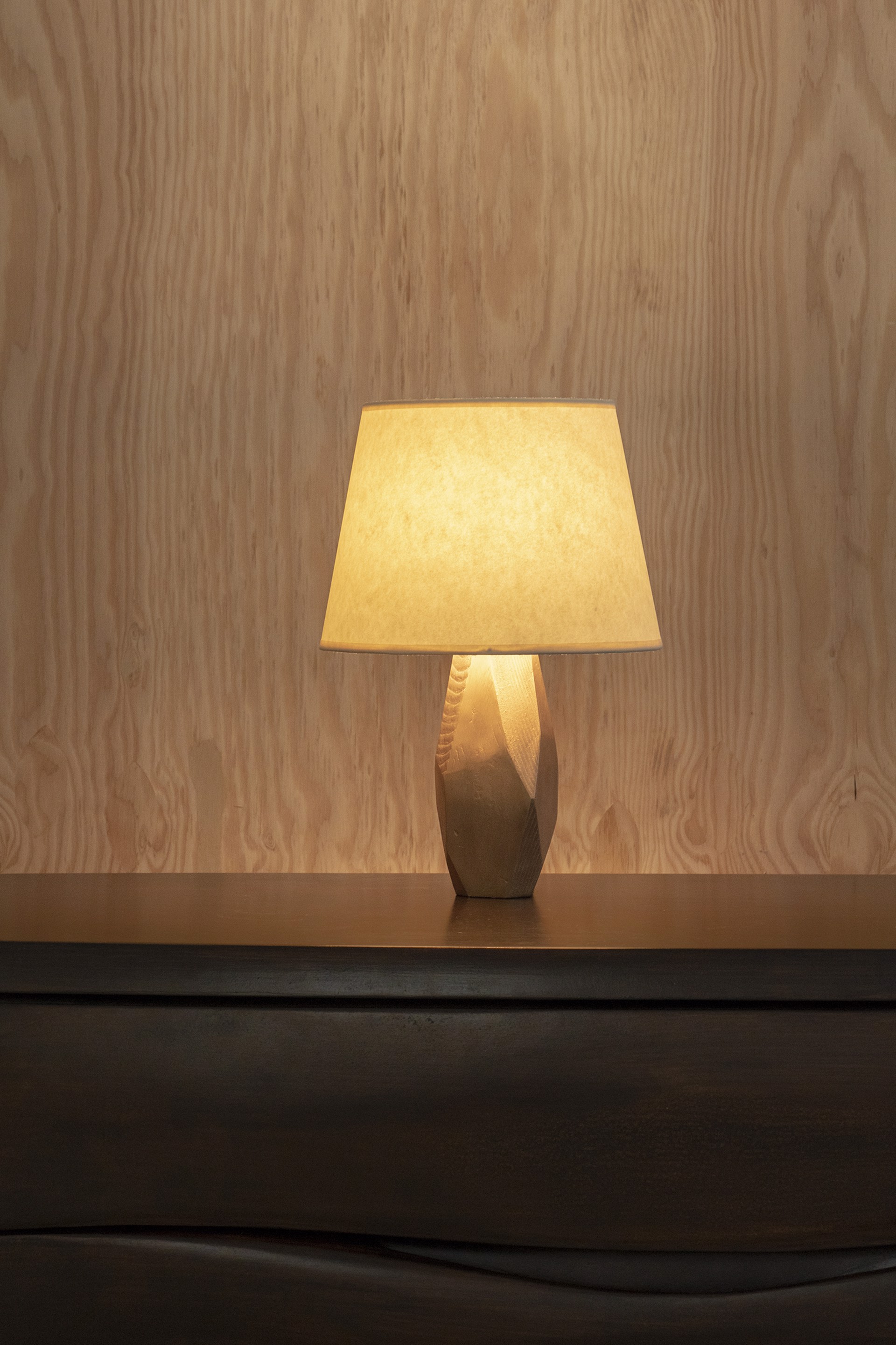"Nazca" Table lamp by Jacques Jarrige