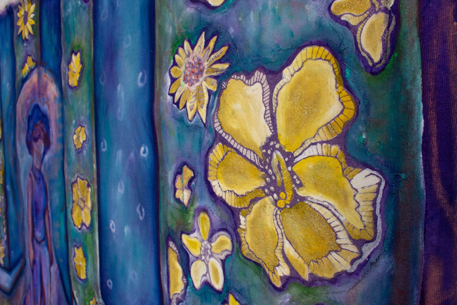 He Talks to God, She Found God Within by Laurie Shapiro
