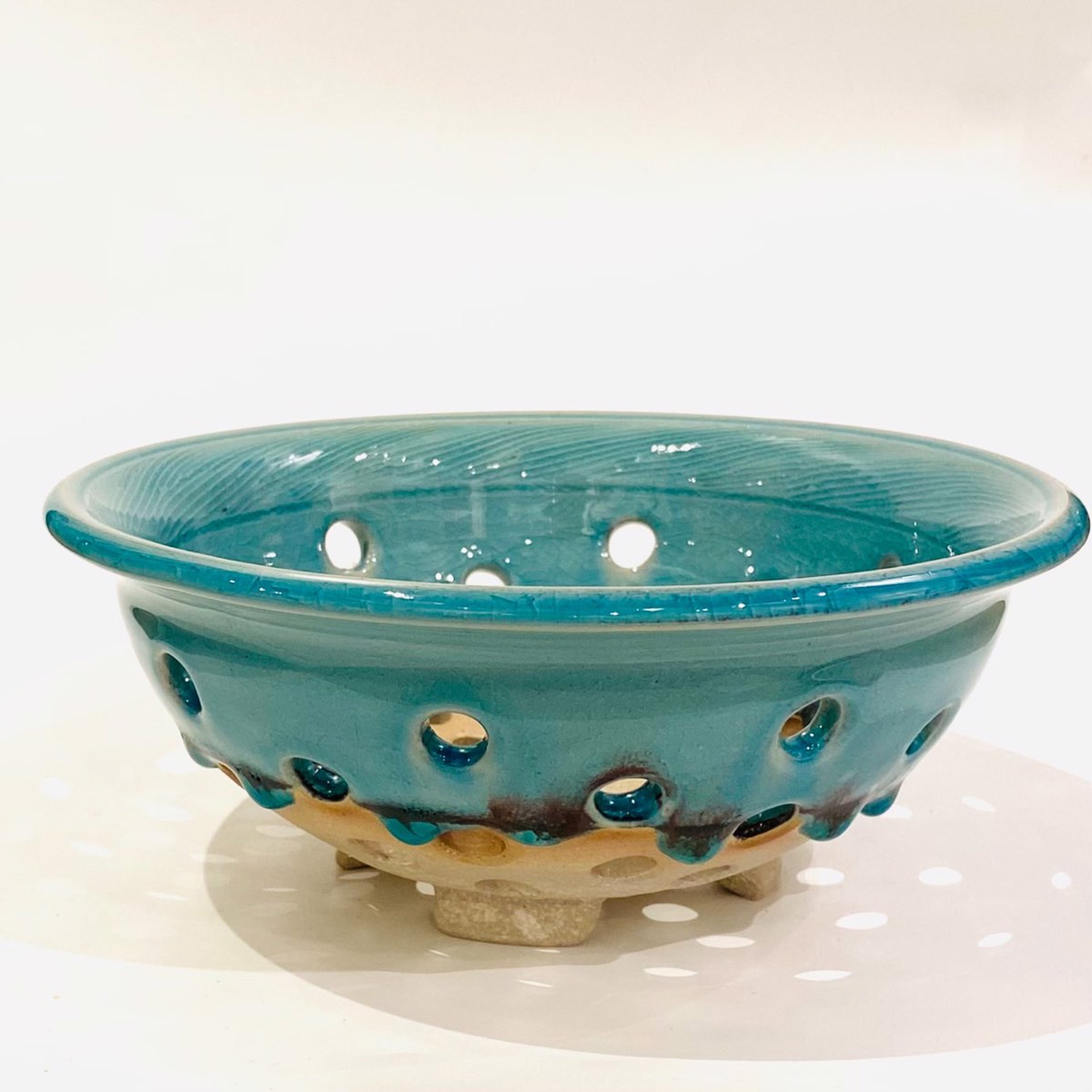 TH22-2 Berry Bowl by Tierney Hall