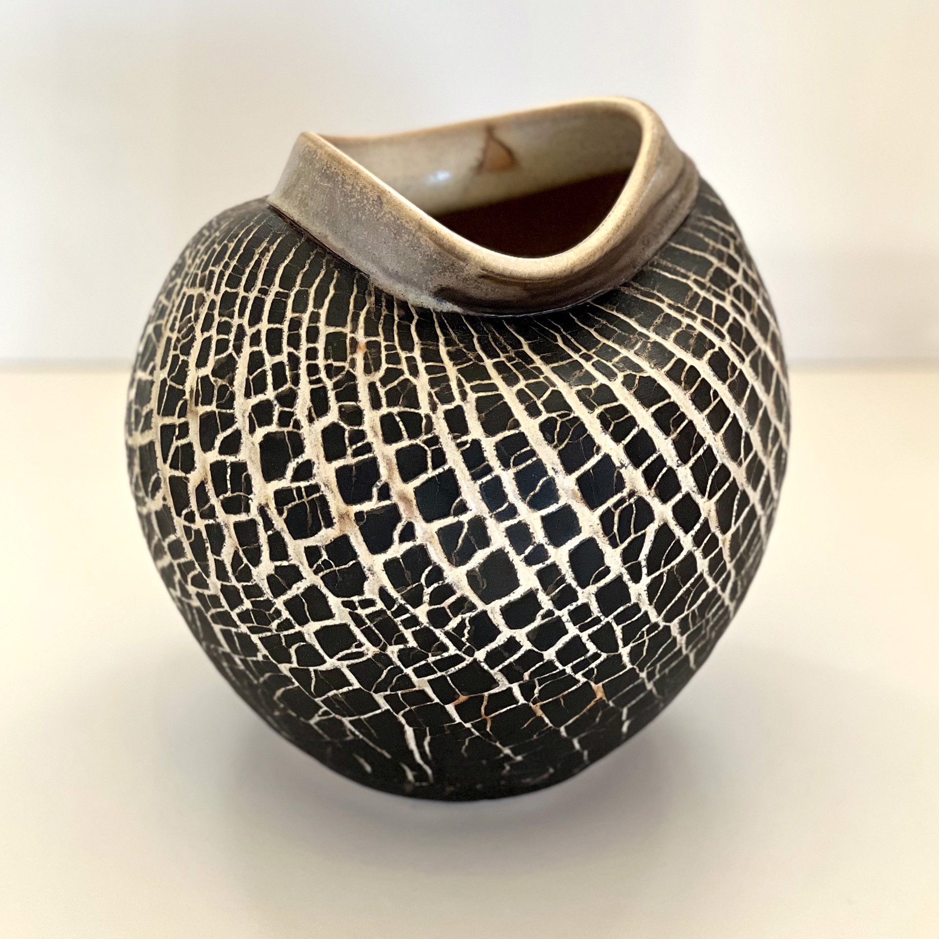 Vase 7 by David LaLomia