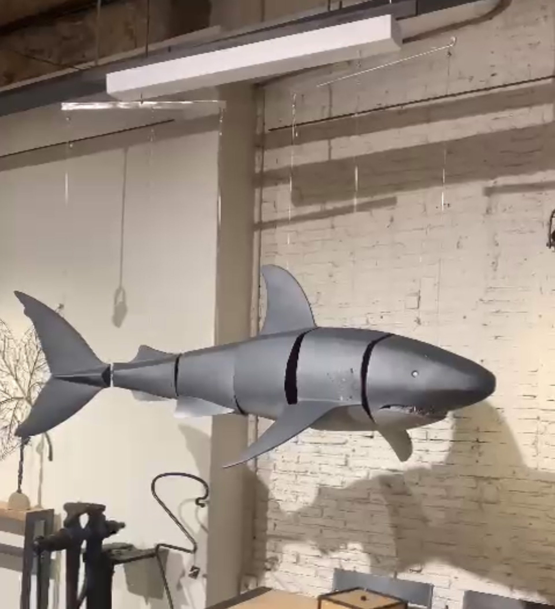 Robot Shark - Jaws by Sergi Cadenas