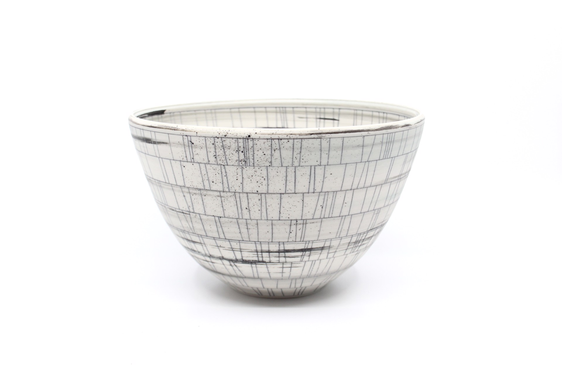 Line Bowl (small) by Bianka Groves