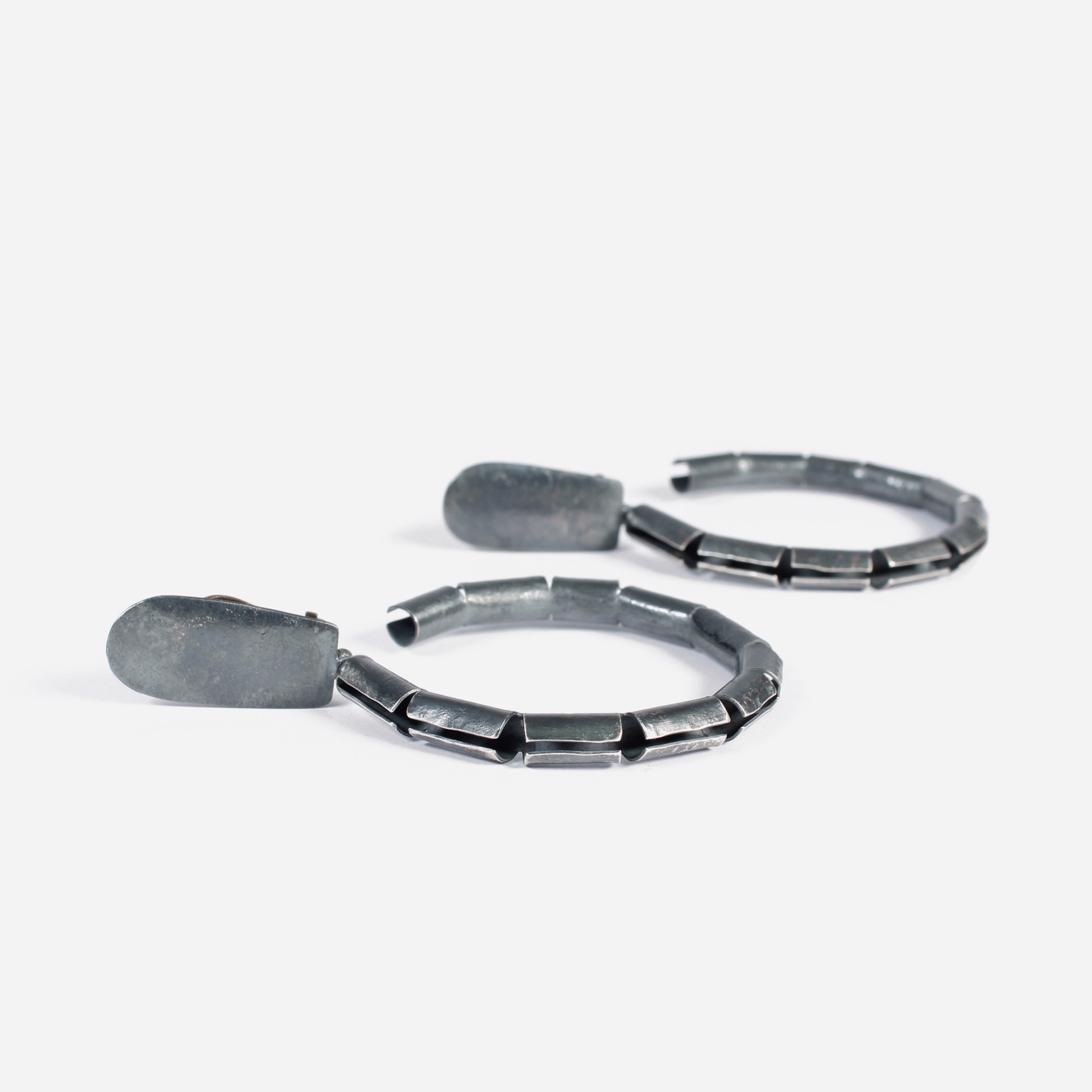 Oxidized Split Hoops Clips by Biba Schutz