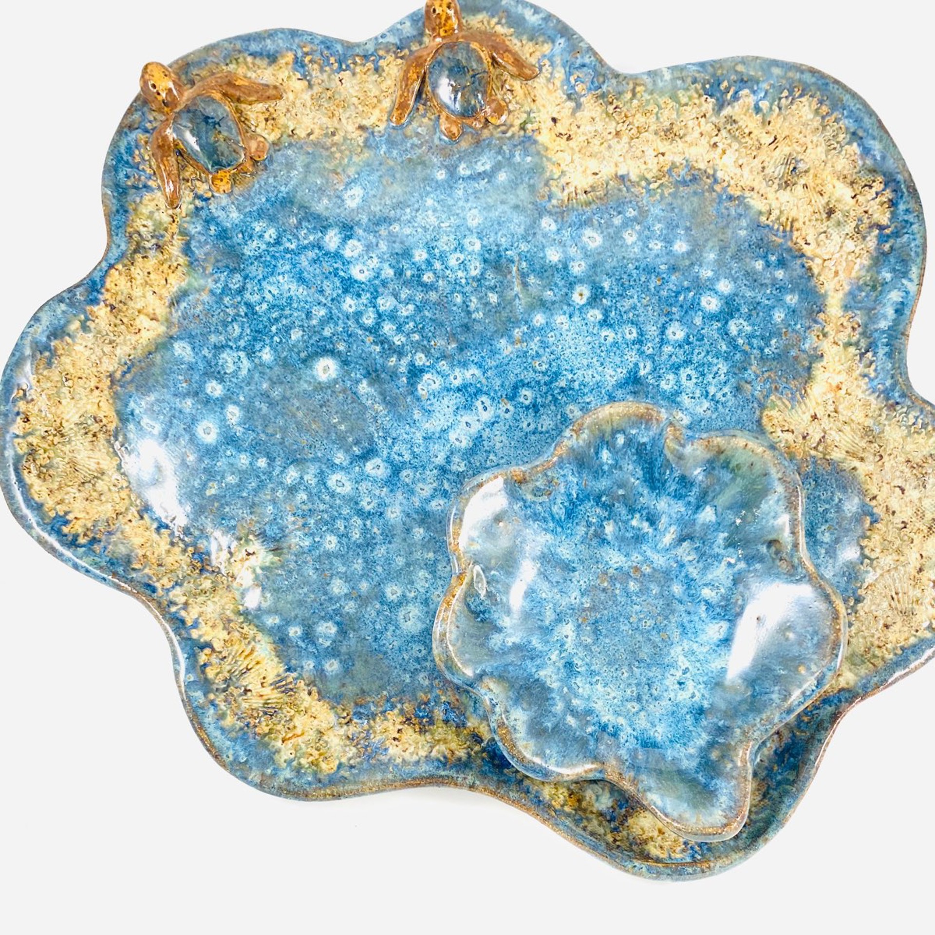 LG21-600 Chip and Dip with Turtles (Blue Glaze) by Jim & Steffi Logan