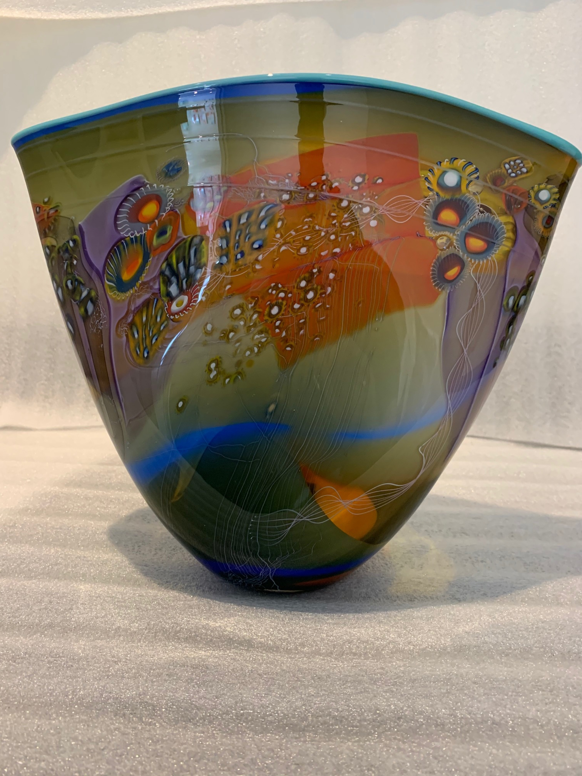 Colorfield vessel (Small) by Wes Hunting