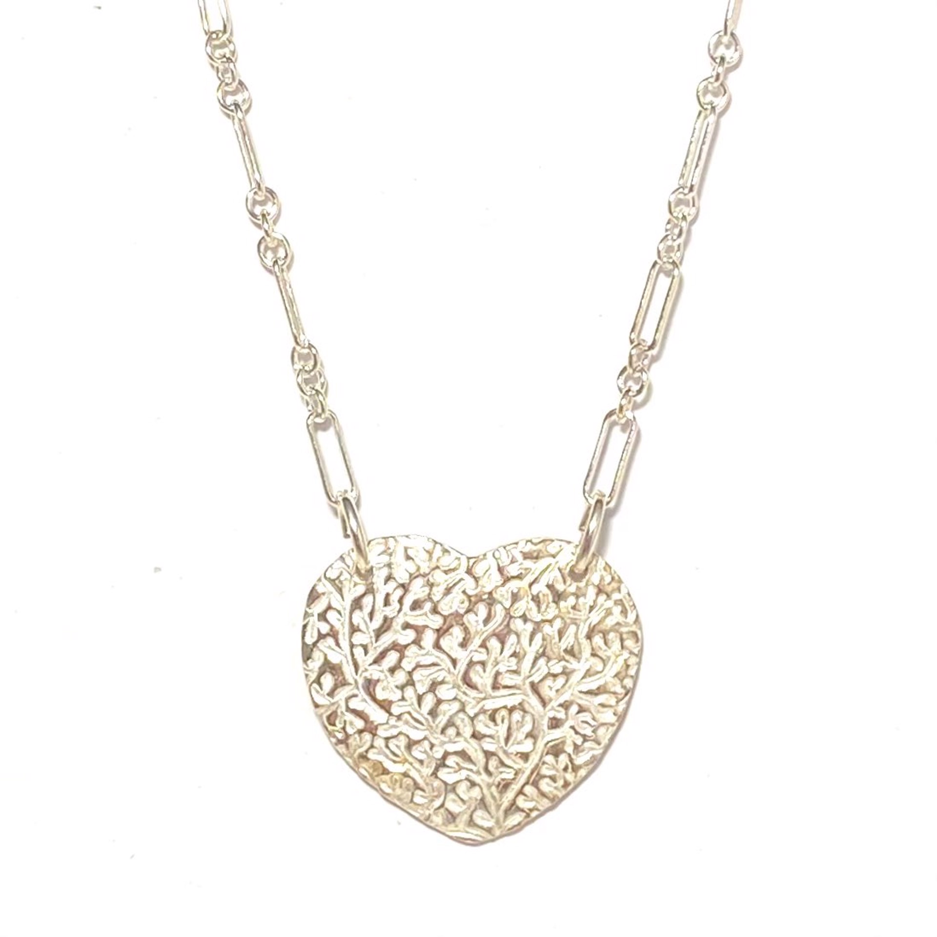 KH22-67 Fine Silver Rounded Heart 18"Silver Chain Necklace by Karen Hakim