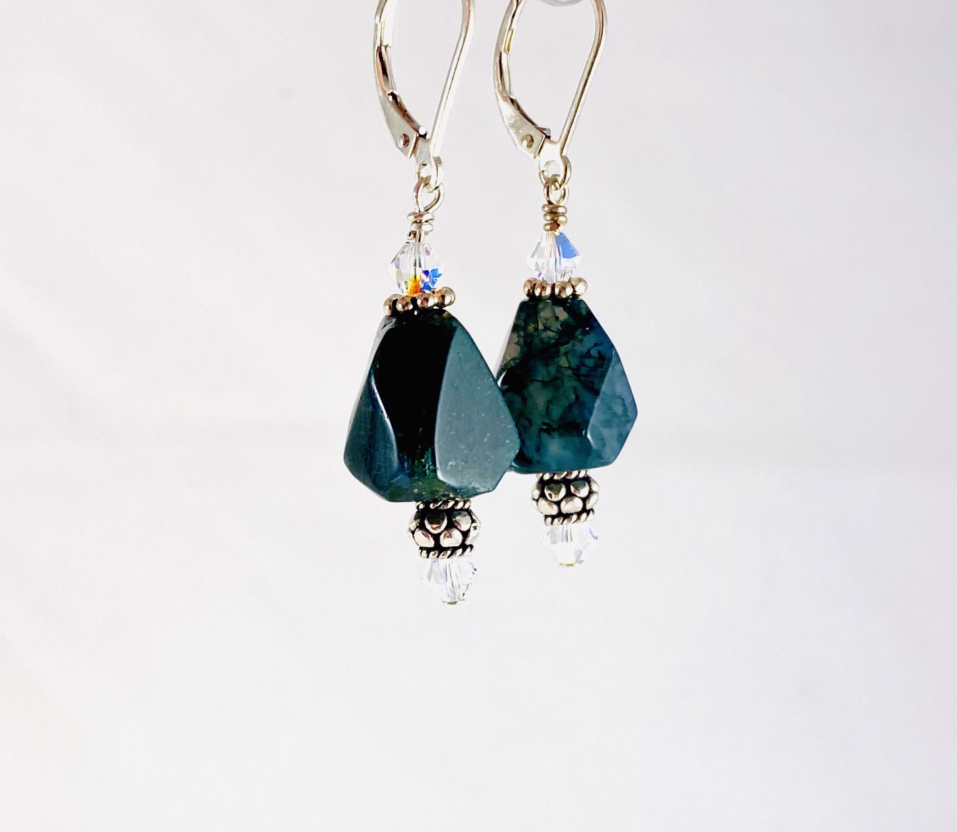 SHOSH19-12 Faceted Variegated Stone Crystal Earrings by Shoshannah Weinisch