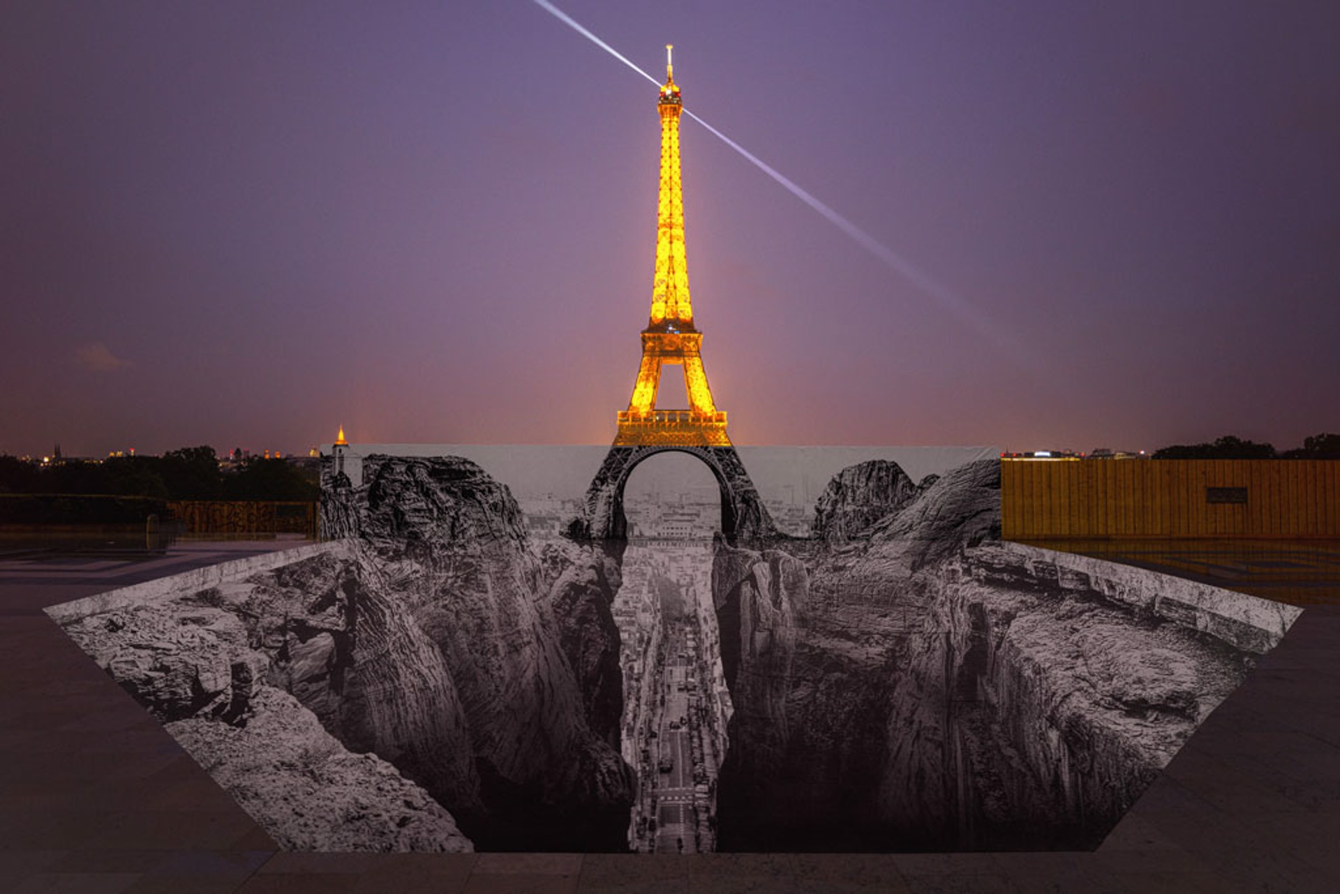 Trompe l'oeil, Les Falaises du Trocadéro, 25 mai 2021, 22h18, Paris, France, 2021 by JR