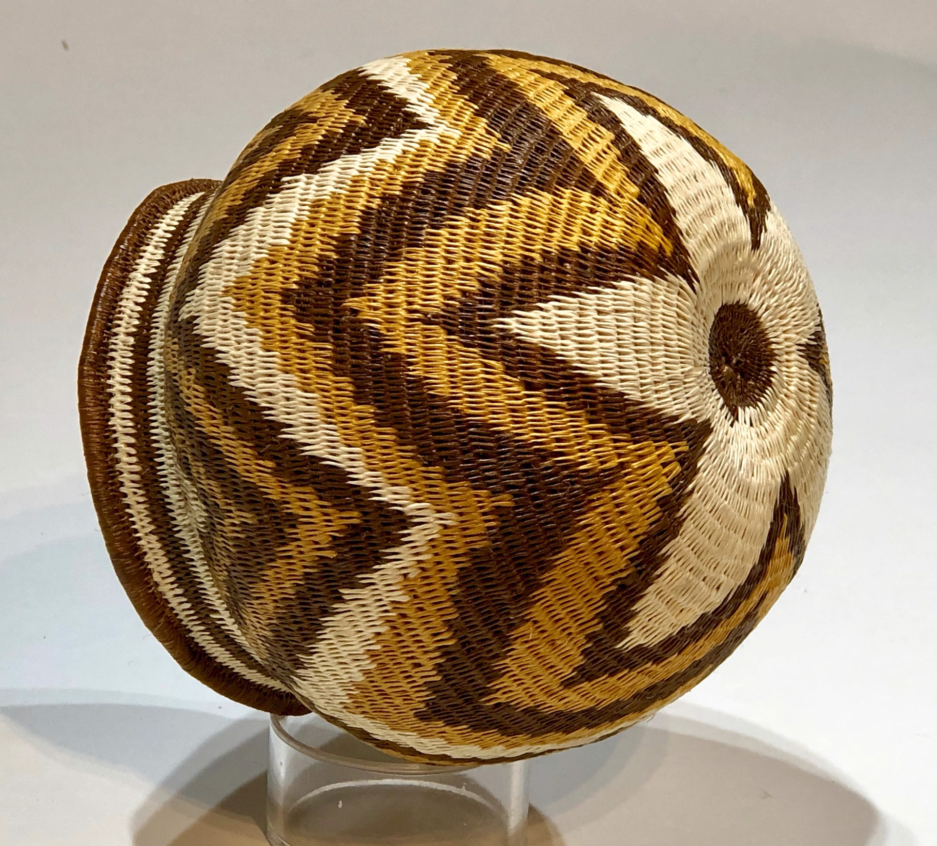 Gold, Black and White Geometric Basket (SW0240 (674) Ilsa Mepachito by Wounaan & Embera Panama Rainforest Baskets Wounaan