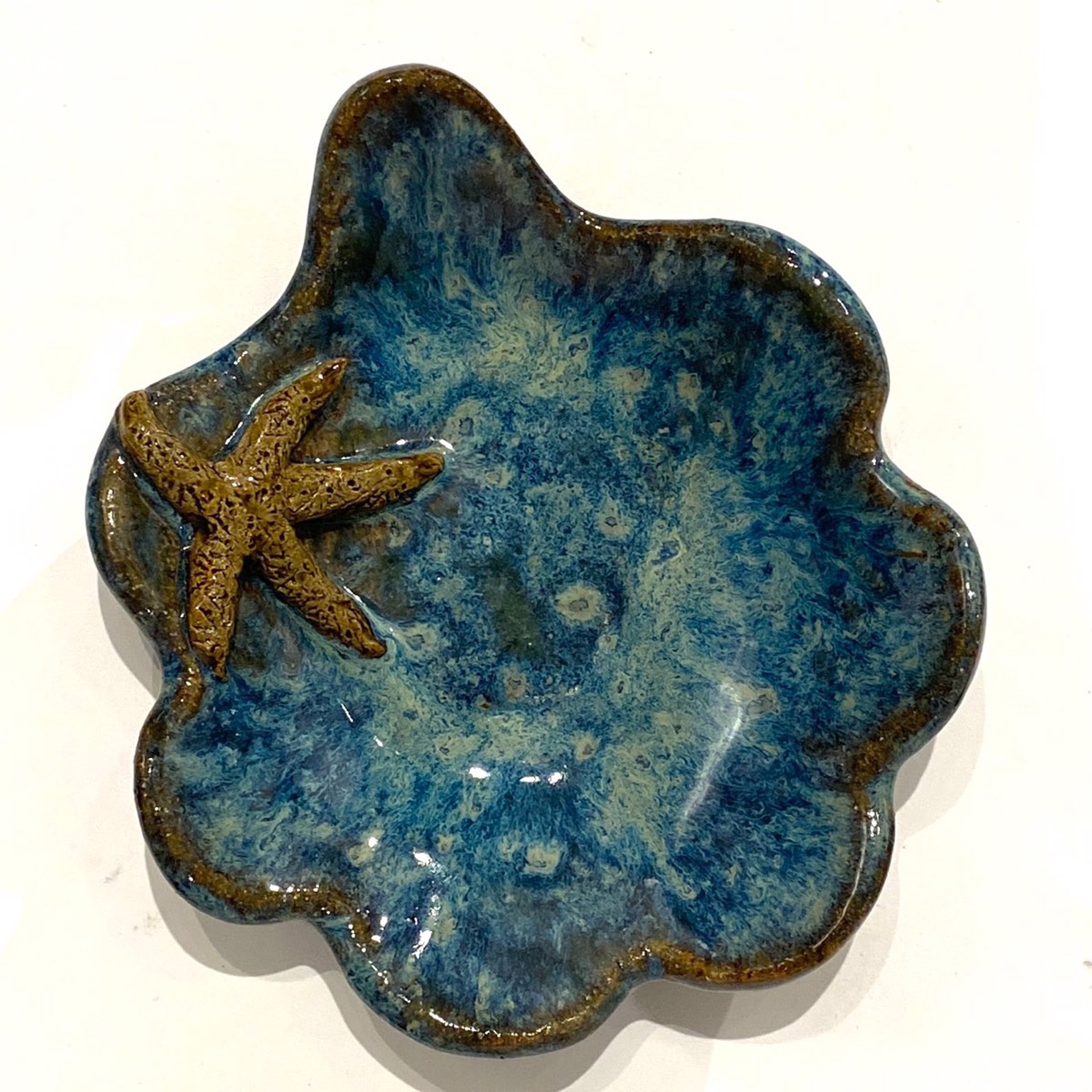 LG23-951 Mini Pool Dish with Starfish (Blue Glaze) by Jim & Steffi Logan