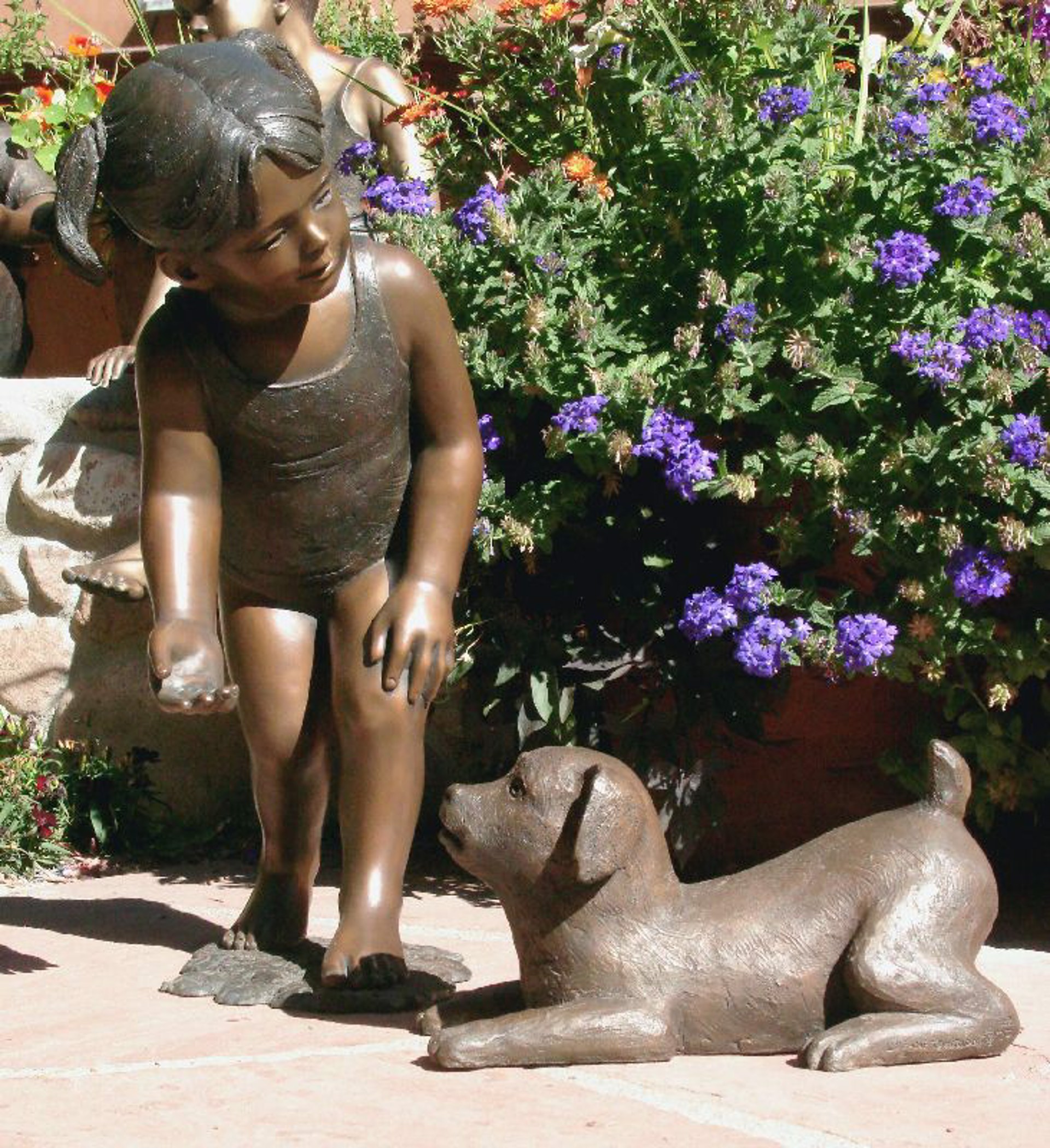 Sandy and Tuffy by L'Deane Trueblood (sculptor)