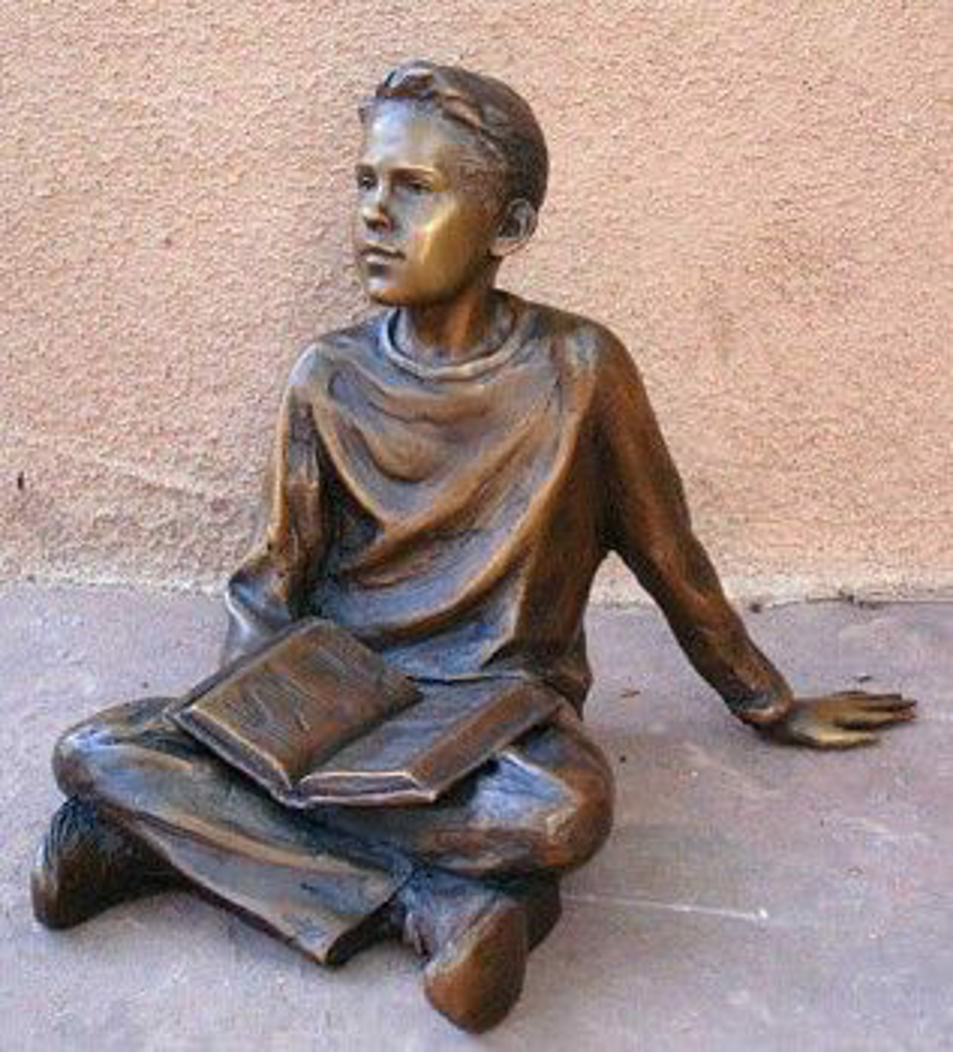 Man of the Future by Karl Jensen (sculptor)