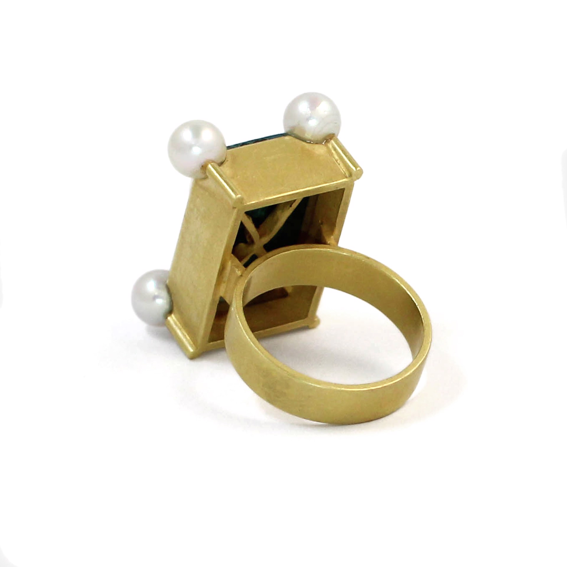 Malachite & Pearl Ring, 1995 by Daniel Kruger