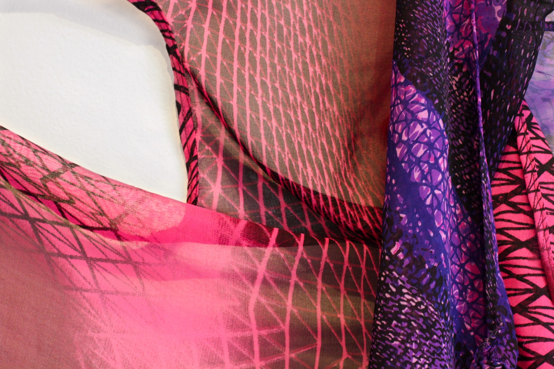 4 sisters, 3 dresses by Nuveen Barwari