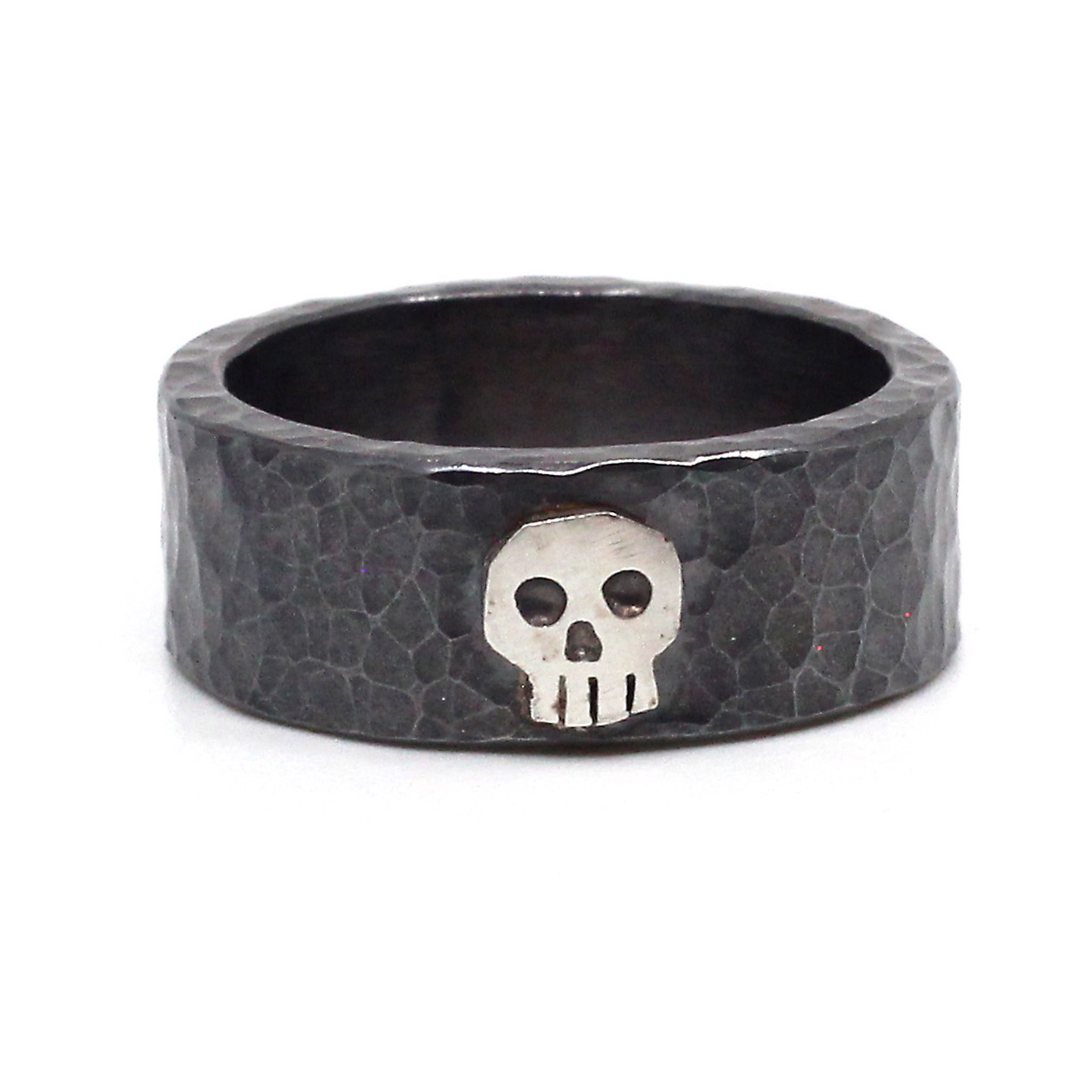 Single Skull Ring (Size 10) by Susan Elnora