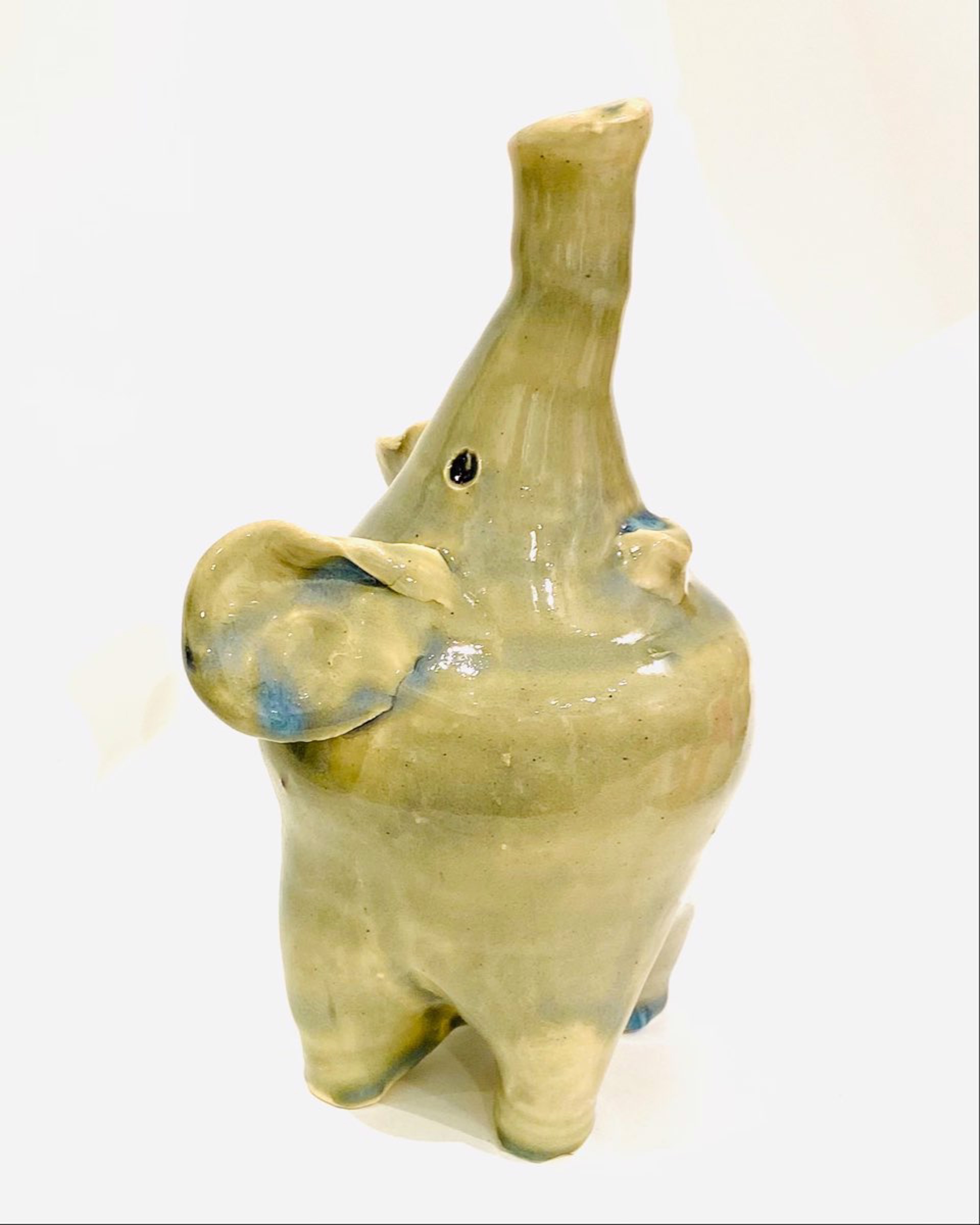 KK22-100 "Horton"' Elephant Vase by Kate Krause