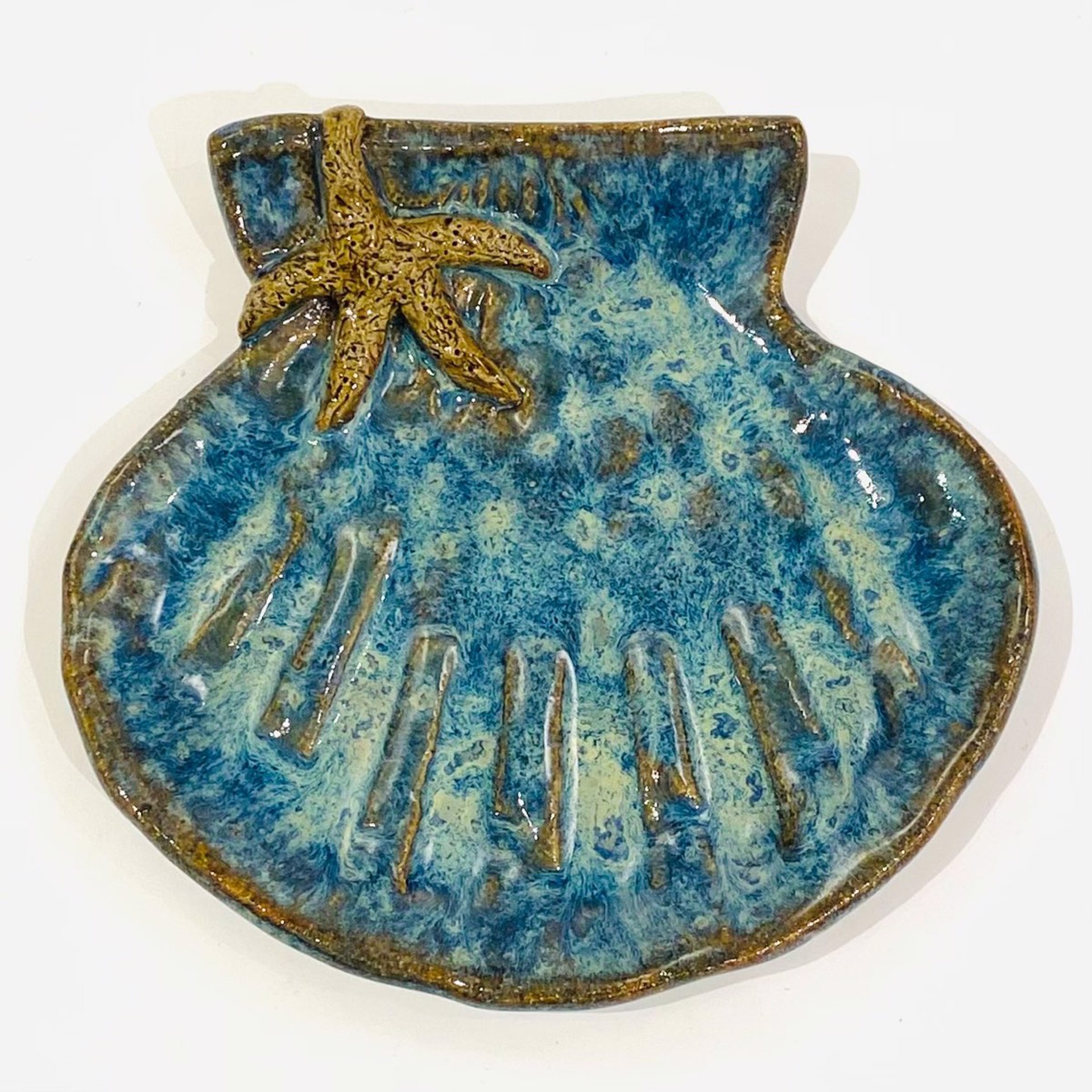 LG22-925 Shell Dish with Starfish (Blue Glaze) by Jim & Steffi Logan